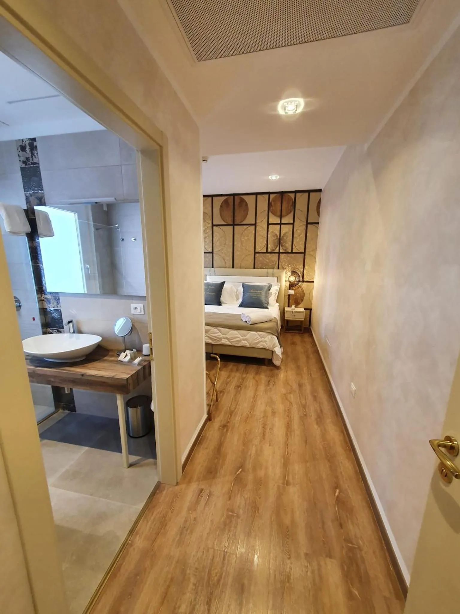 Bedroom, Bed in Amsterdam Suite Hotel & SPA