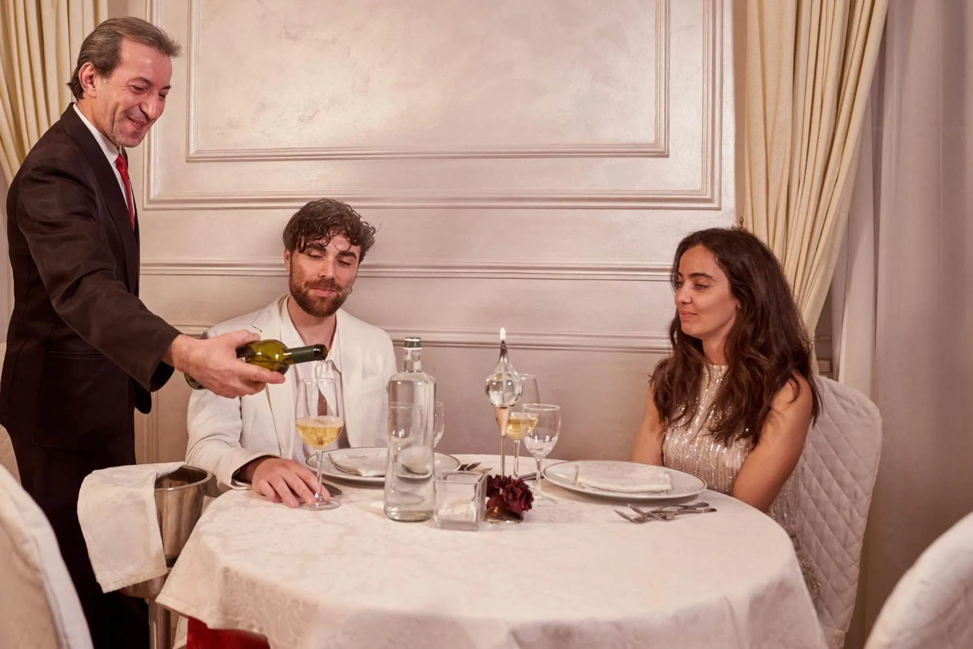 Restaurant/places to eat in Amsterdam Suite Hotel & SPA