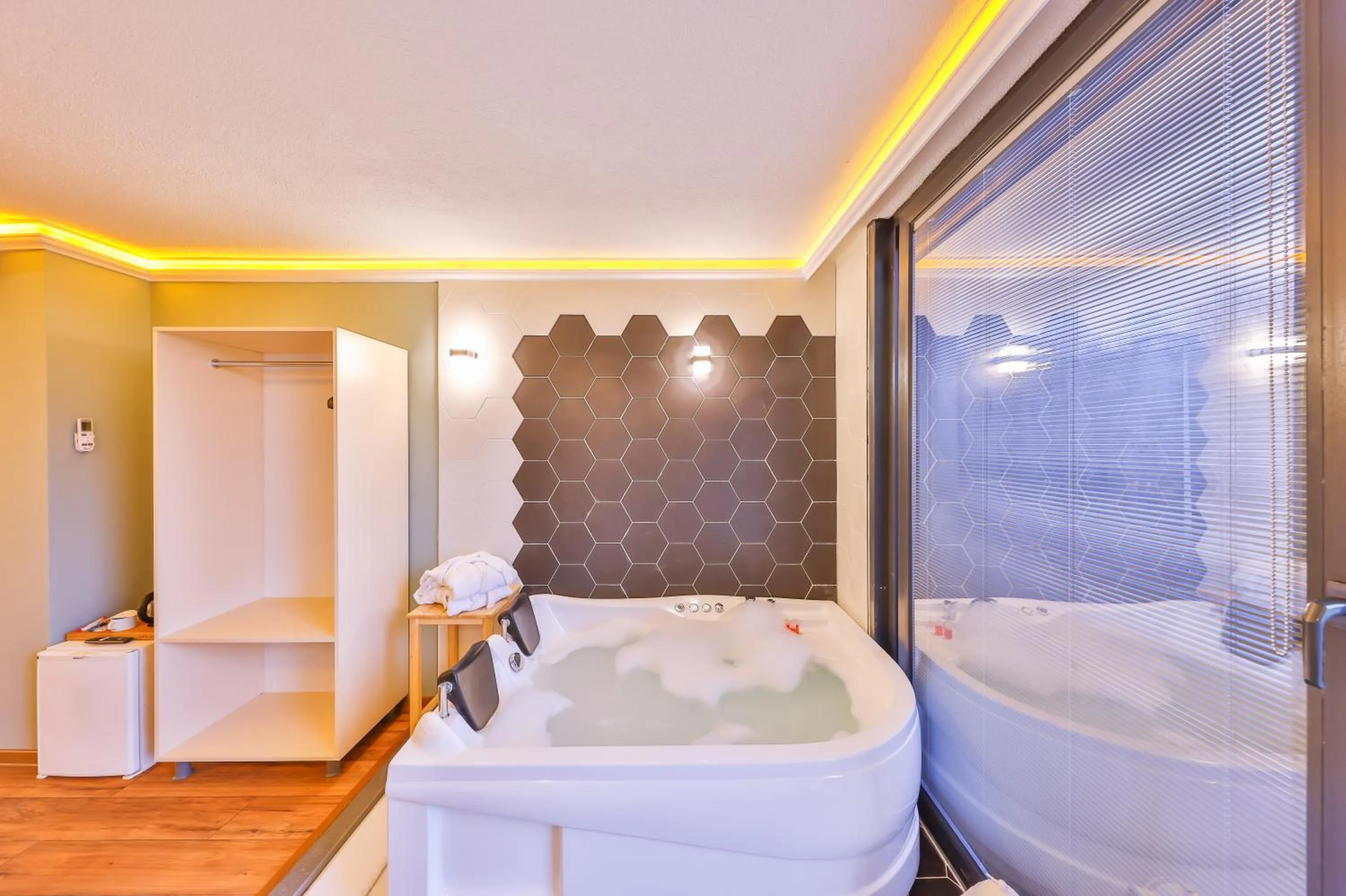 Hot Tub in Ağva Pieria Luxury Hotel Plus 16