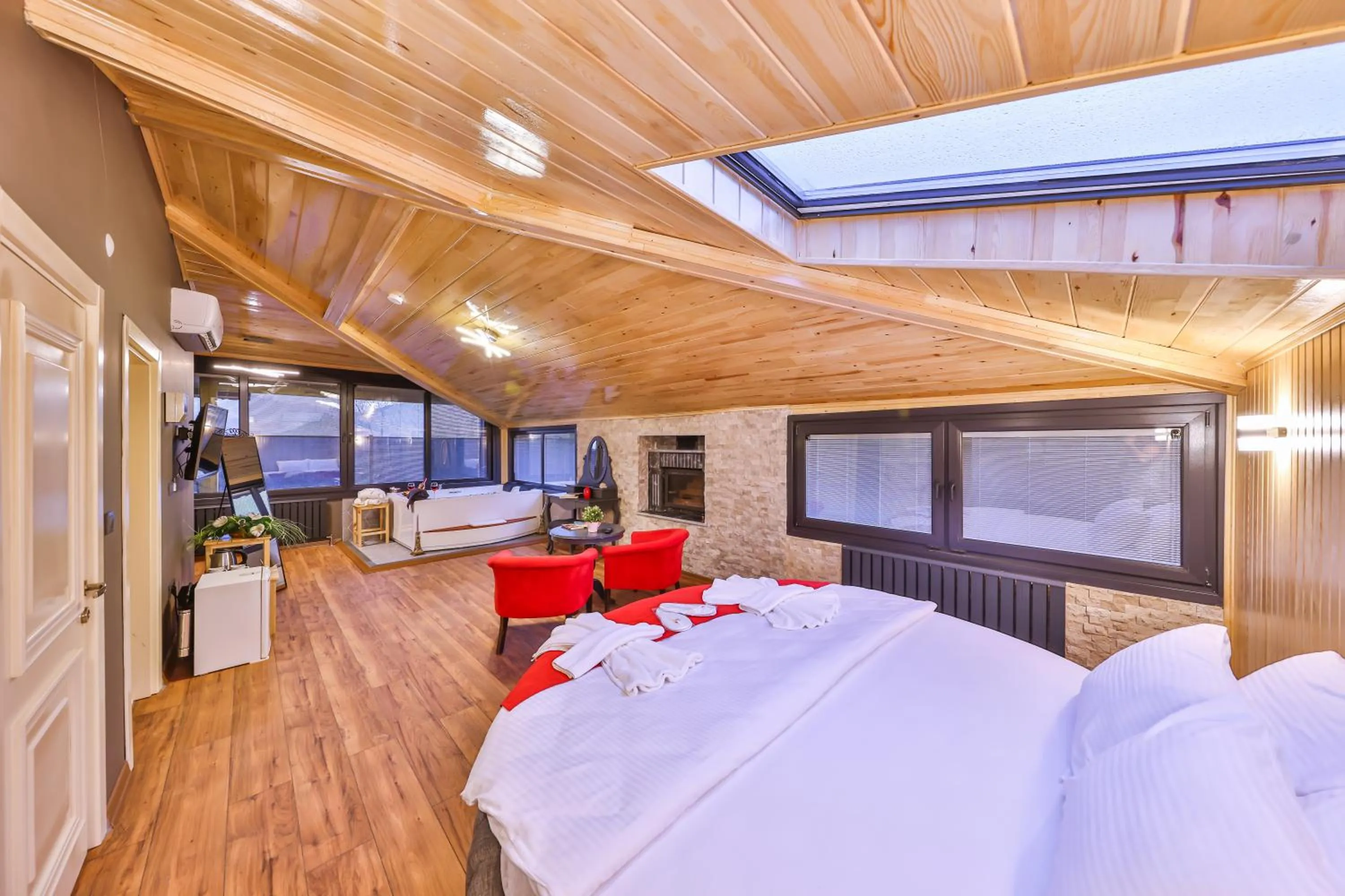 Bedroom, Bed in Ağva Pieria Luxury Hotel Plus 16