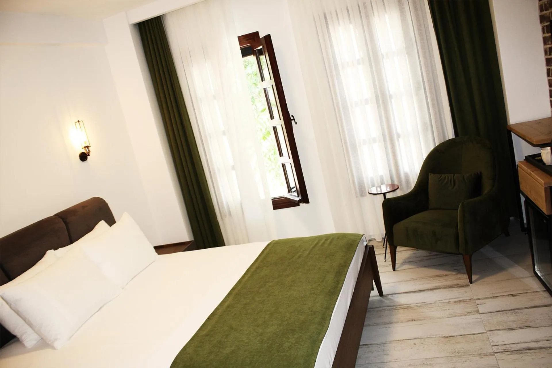 Bed in Pintura Urla Hotel