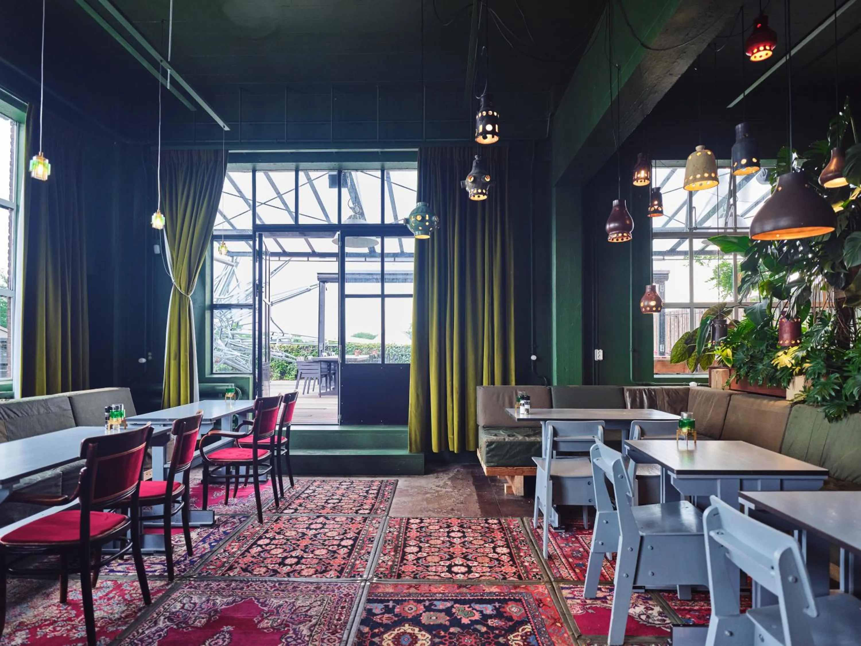 Restaurant/places to eat in Hotel Piet Hein Eek