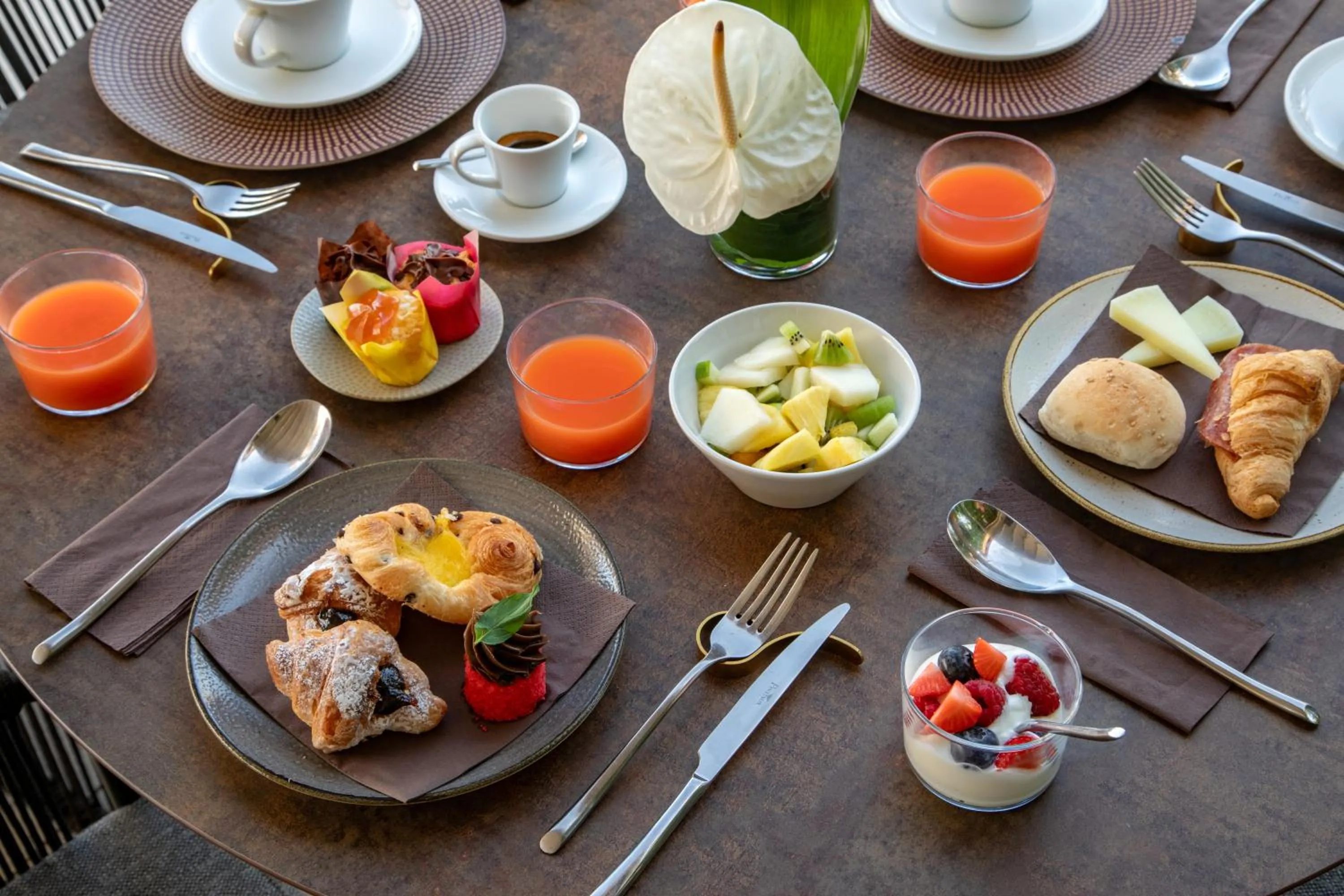 Breakfast in The Major Hotel