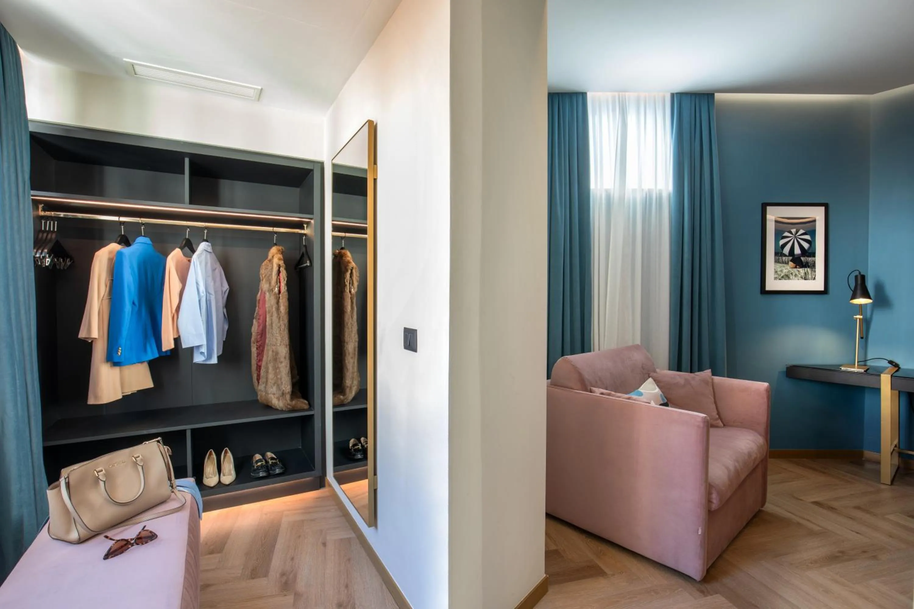 Decorative detail in The Major Hotel