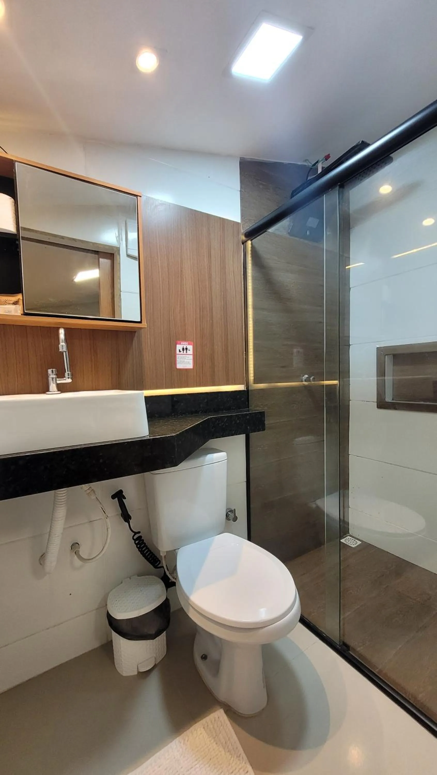 Bathroom in Pousada Sol e Descanso - by Easy Hotéis