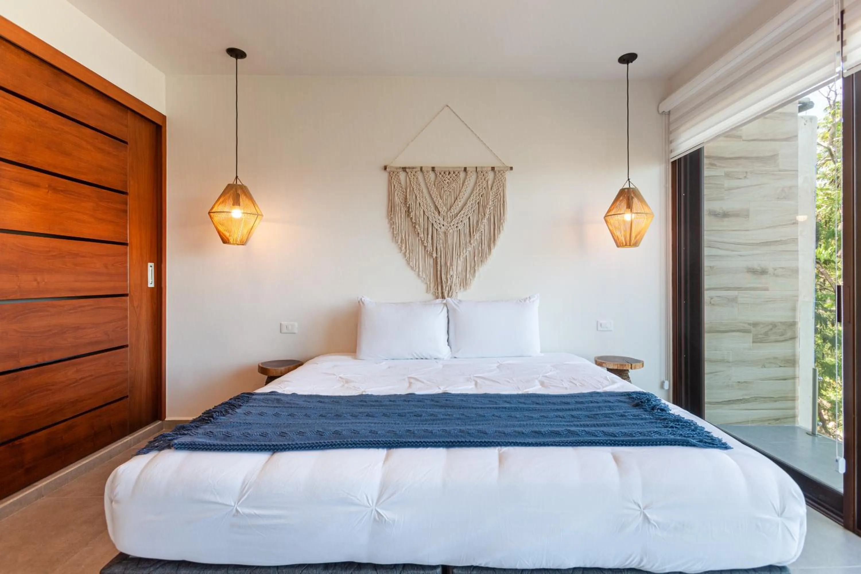 Bedroom, Bed in Azalea by Zamá Homes