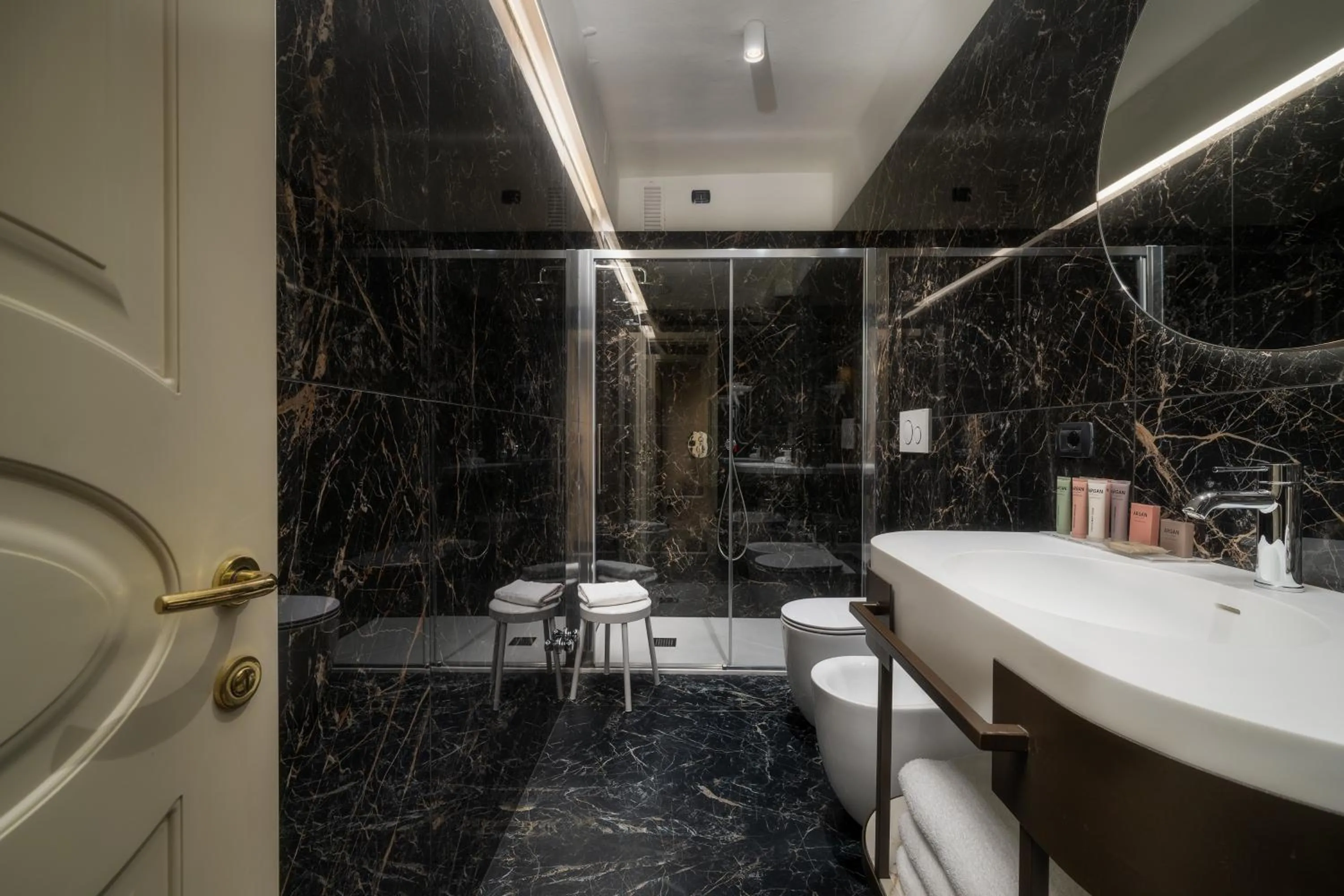 Bathroom in Hotel Mozart