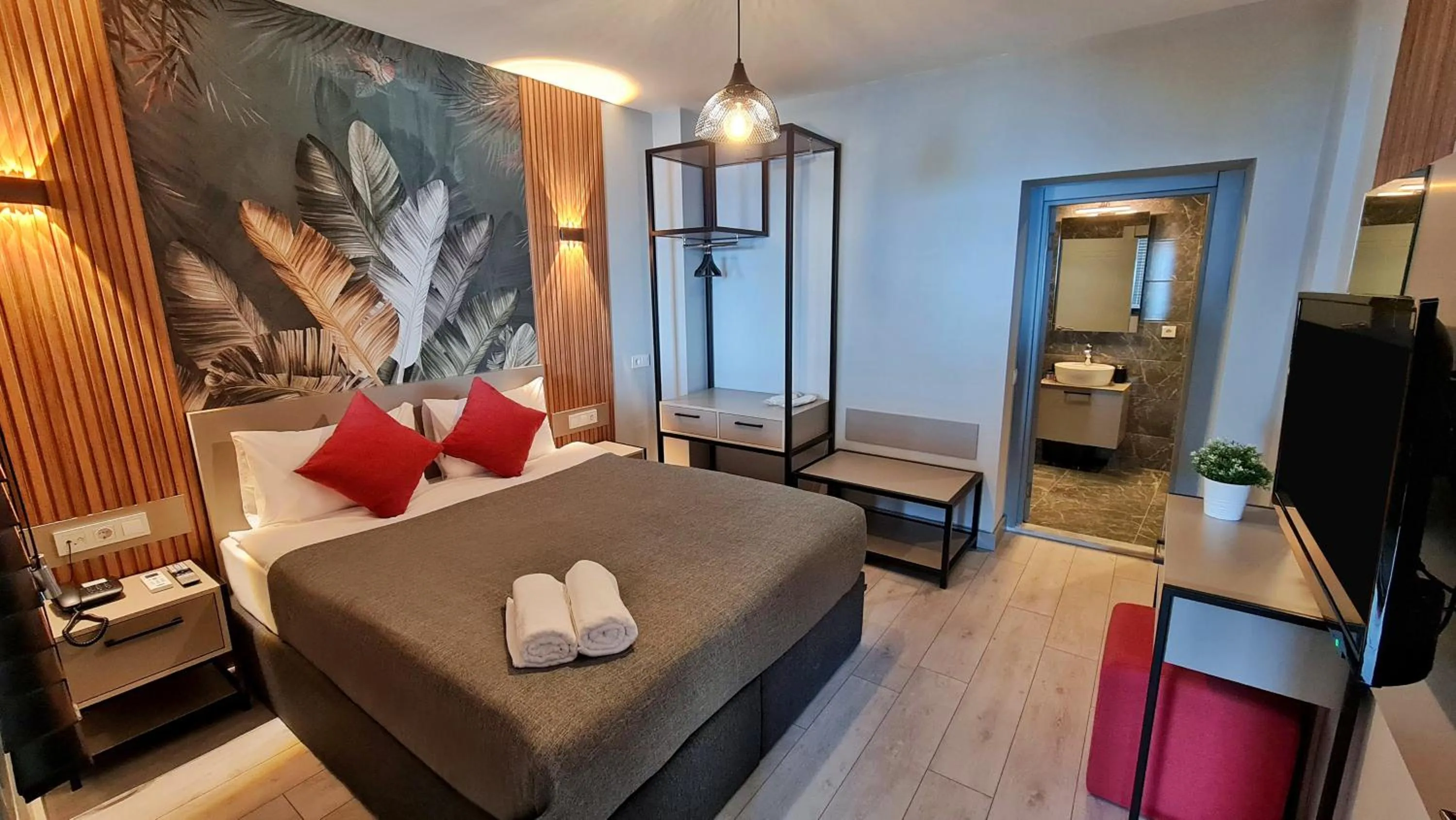 Bedroom, Bed in Letstay Panorama Suites