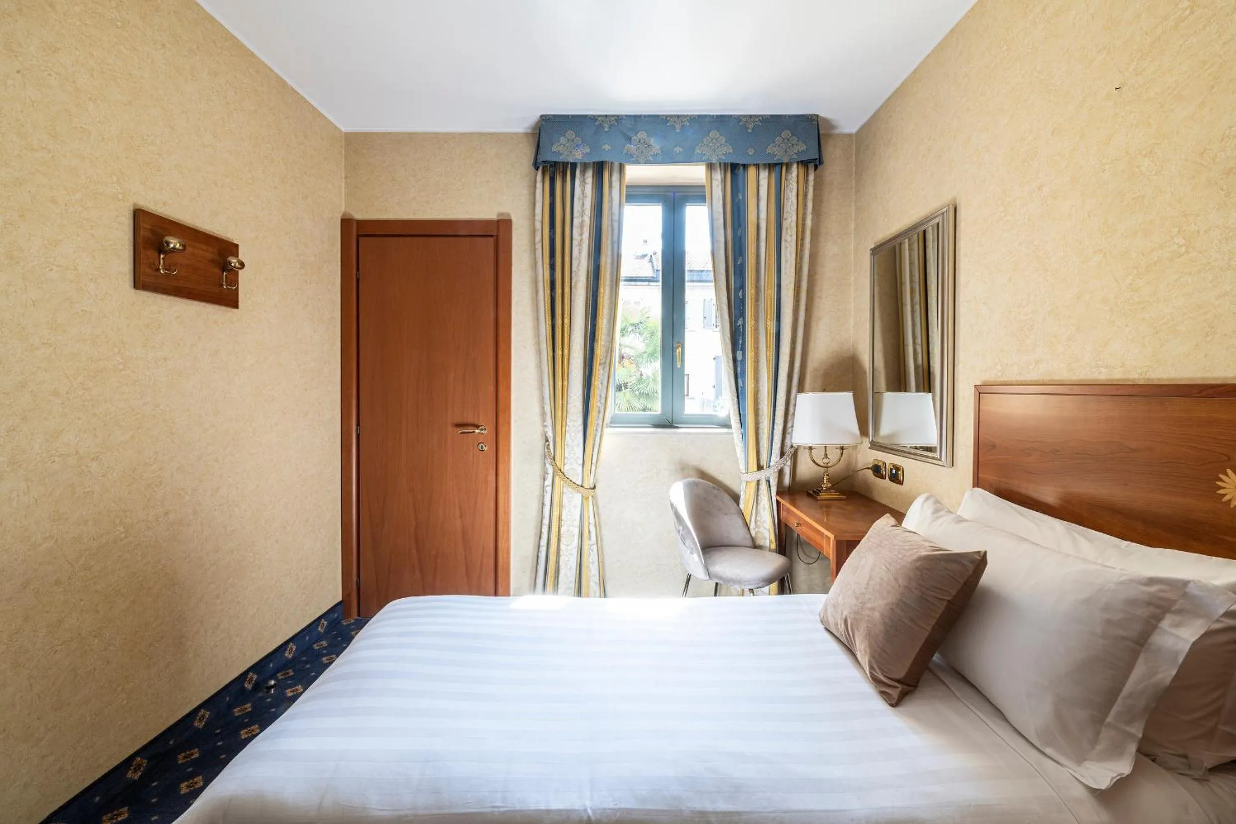 Bedroom, Bed in Boutique Hotel Dieci