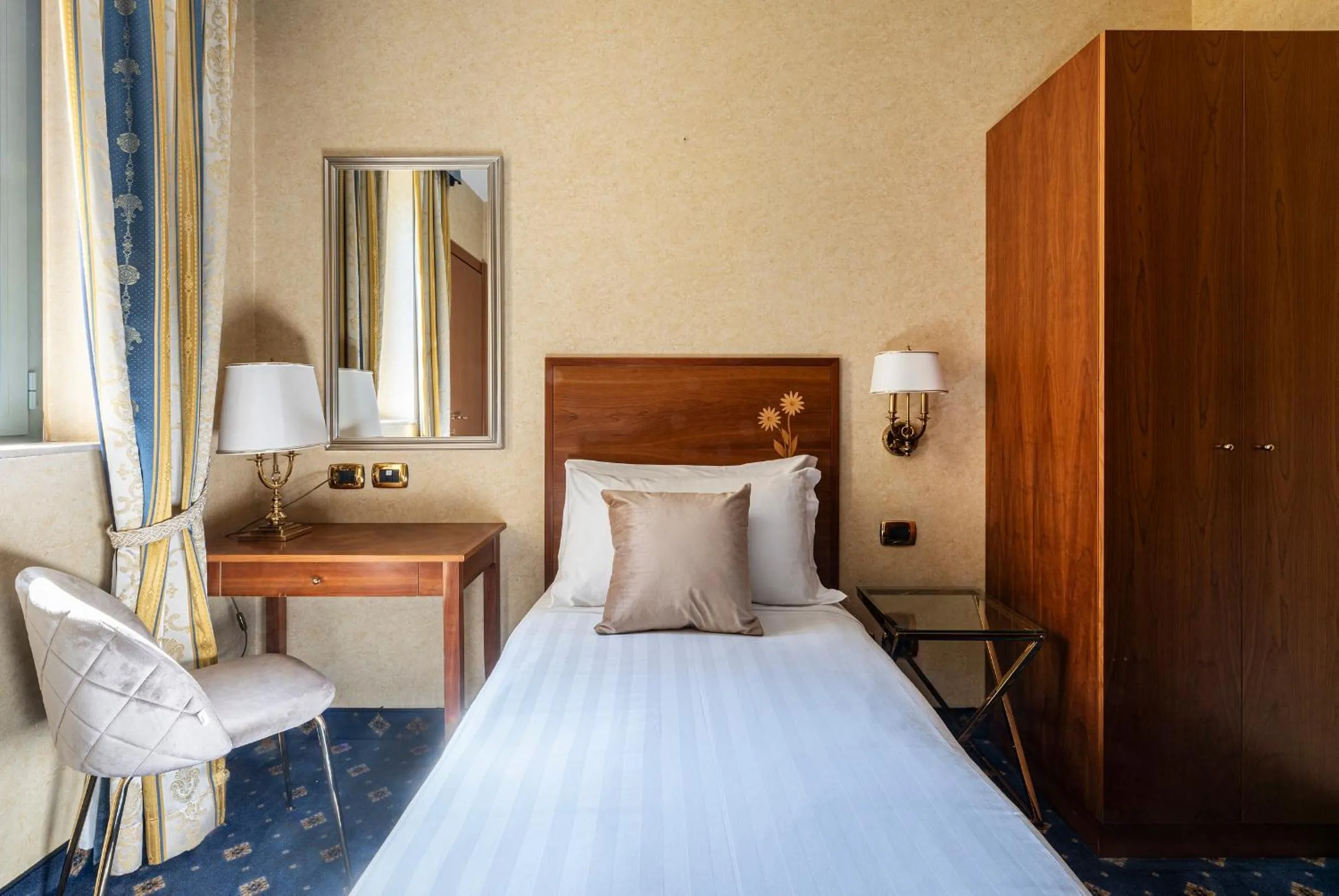 Bedroom, Bed in Boutique Hotel Dieci