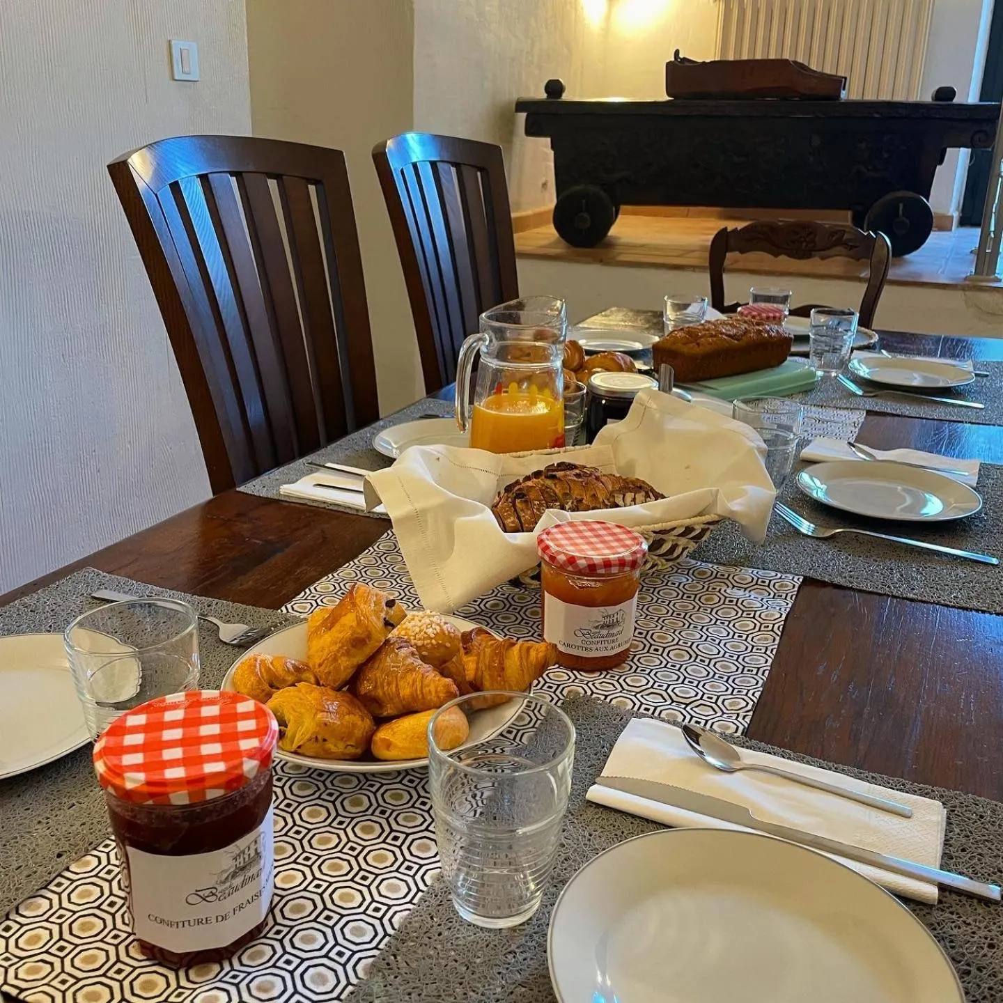 Breakfast in Bastide Beaudinard