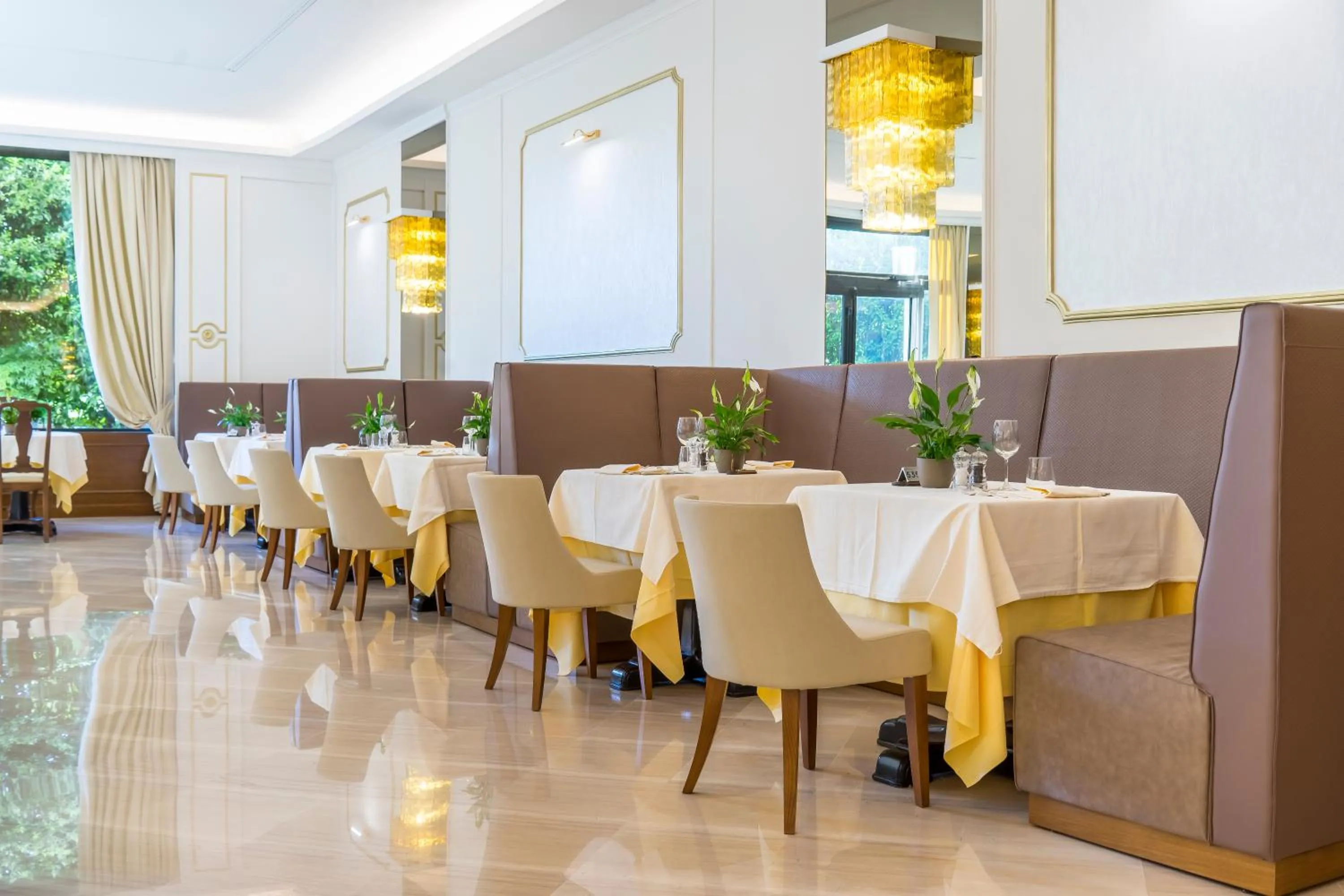 Restaurant/places to eat in Hotel President Terme