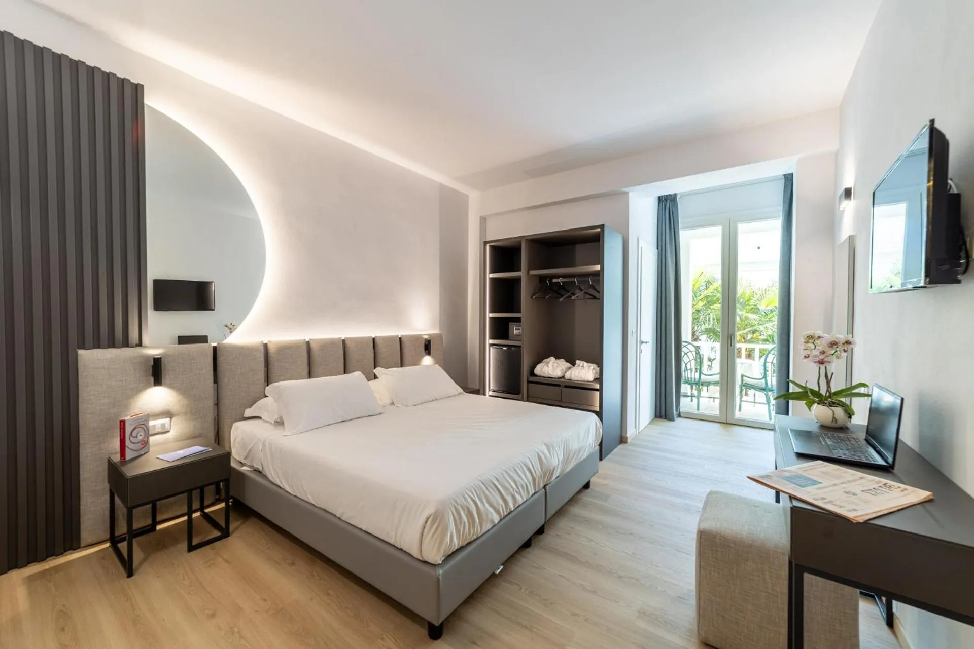 Bedroom, Bed in Hotel Terme Milano