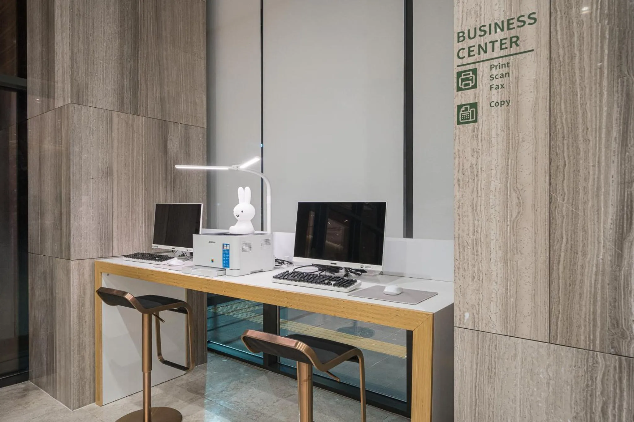 Business facilities in Act Hotel