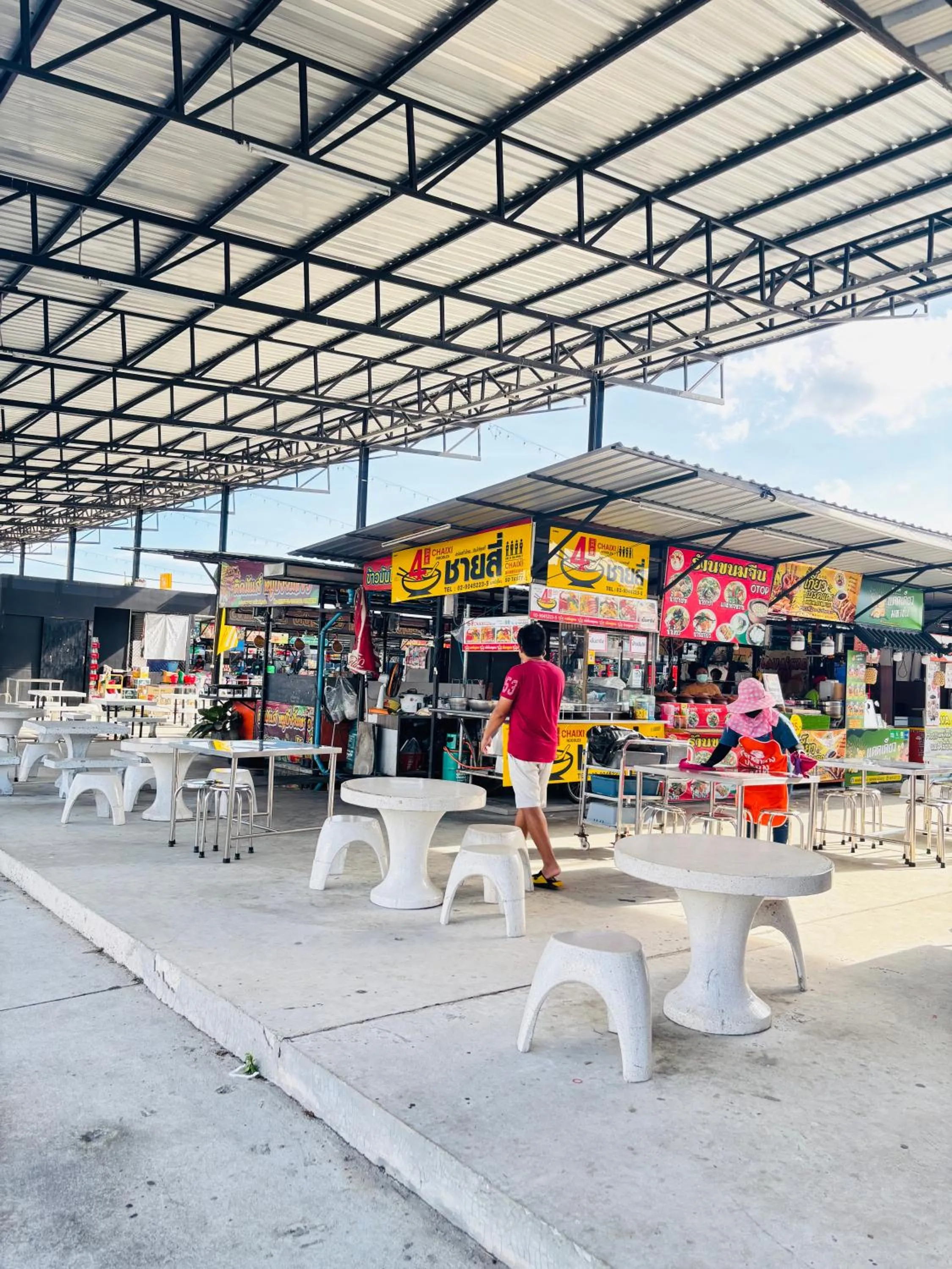 Food and drinks in Hideaway Resort Banchang