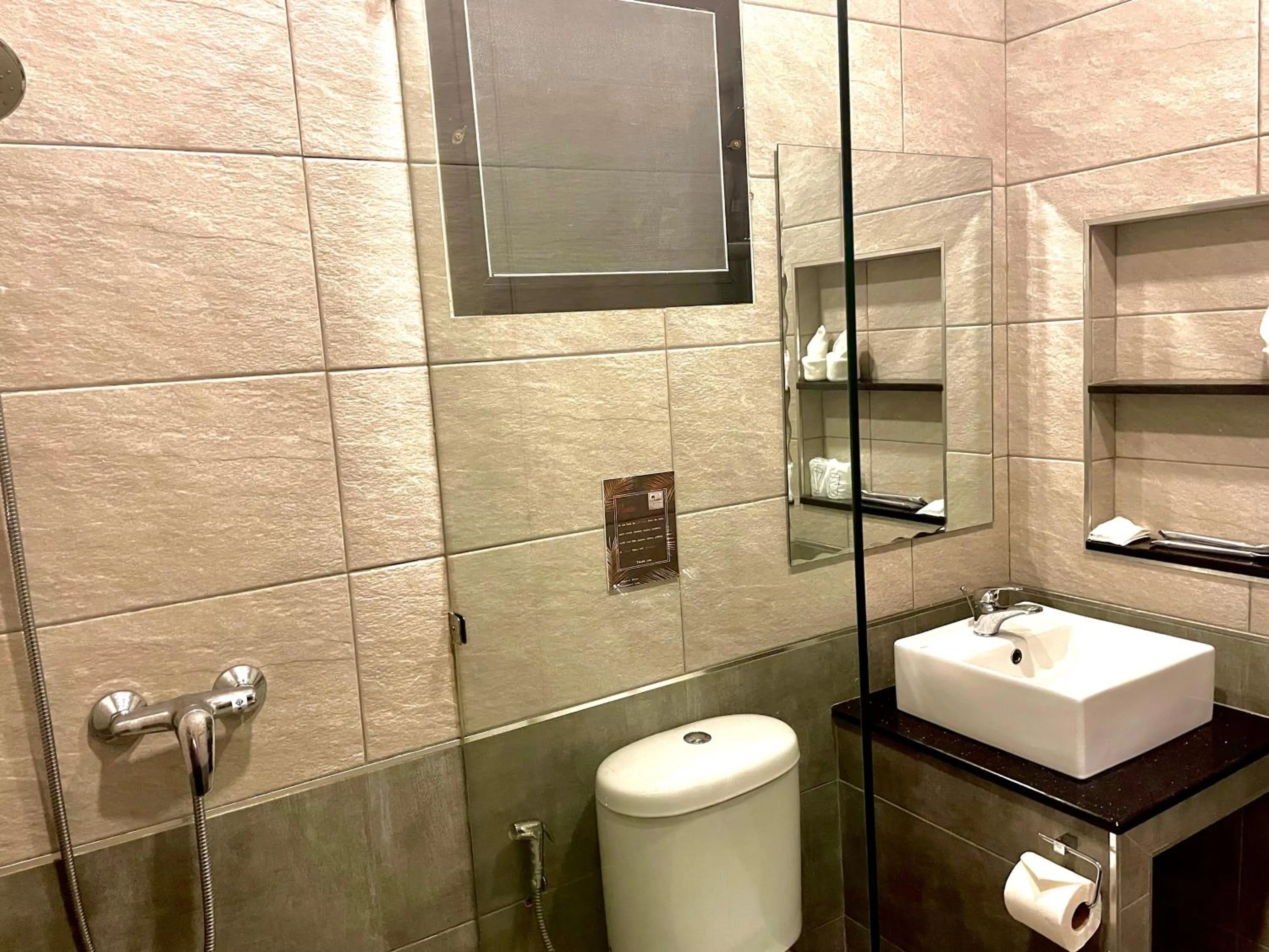 Bathroom in Hideaway Resort Banchang