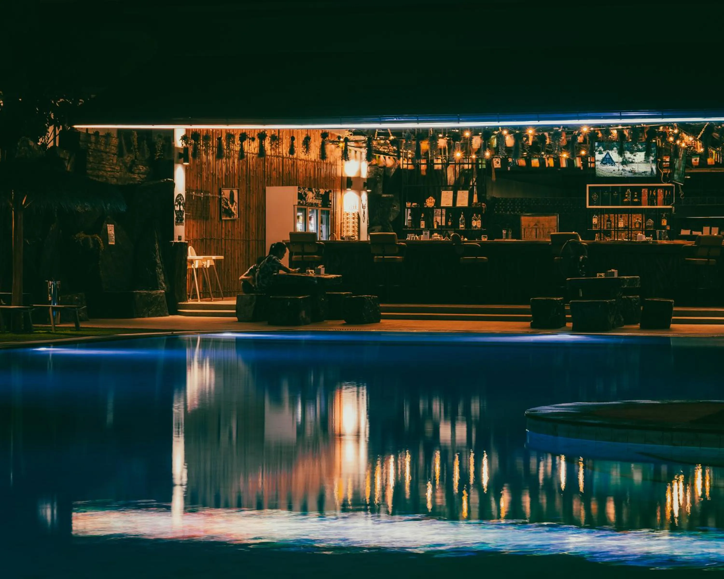 Night in Hideaway Resort Banchang