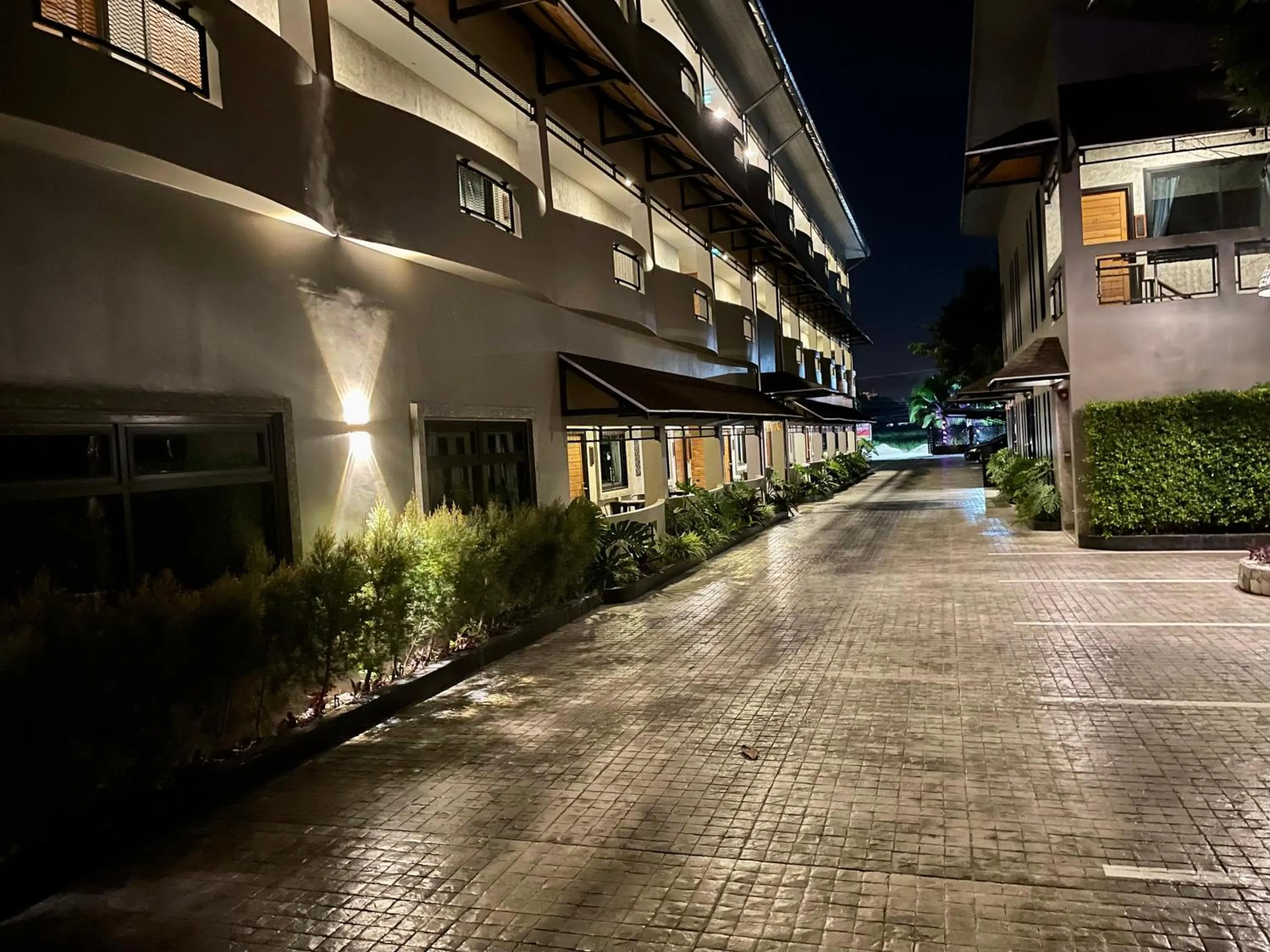 Property building in Hideaway Resort Banchang