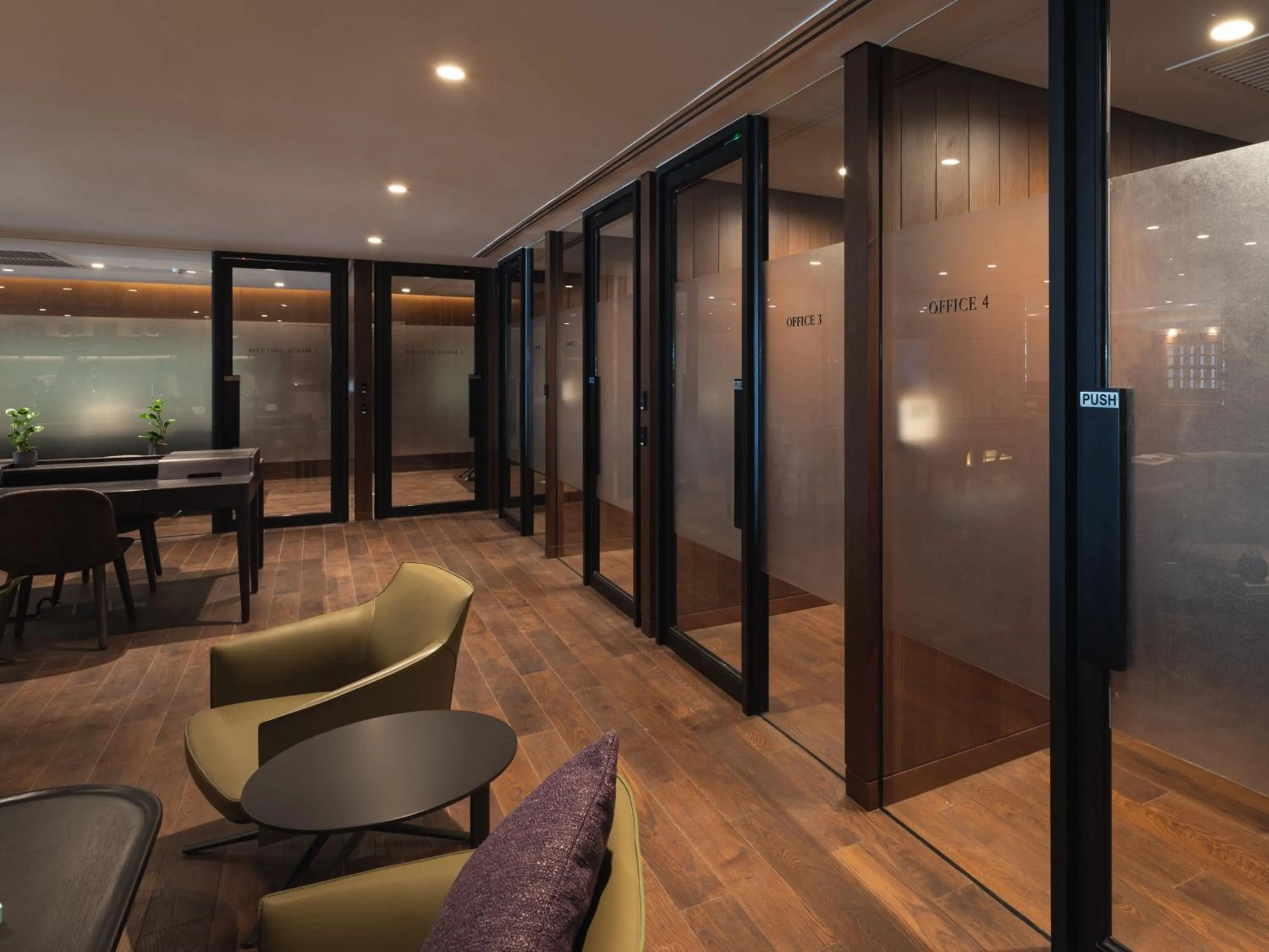 Business facilities in Hotel KVL