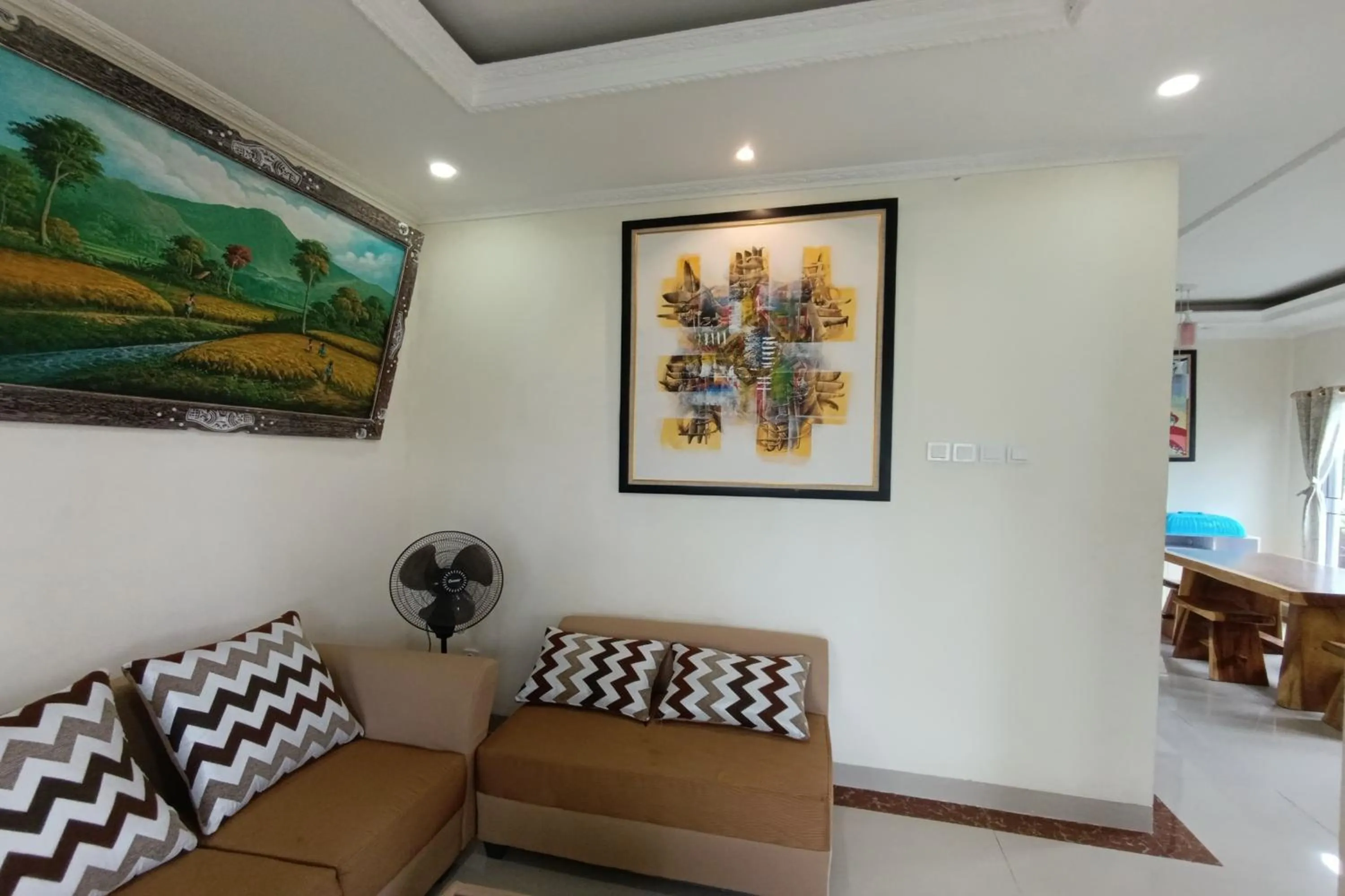 Seating area in Mamifokobo Hotel & Glamping