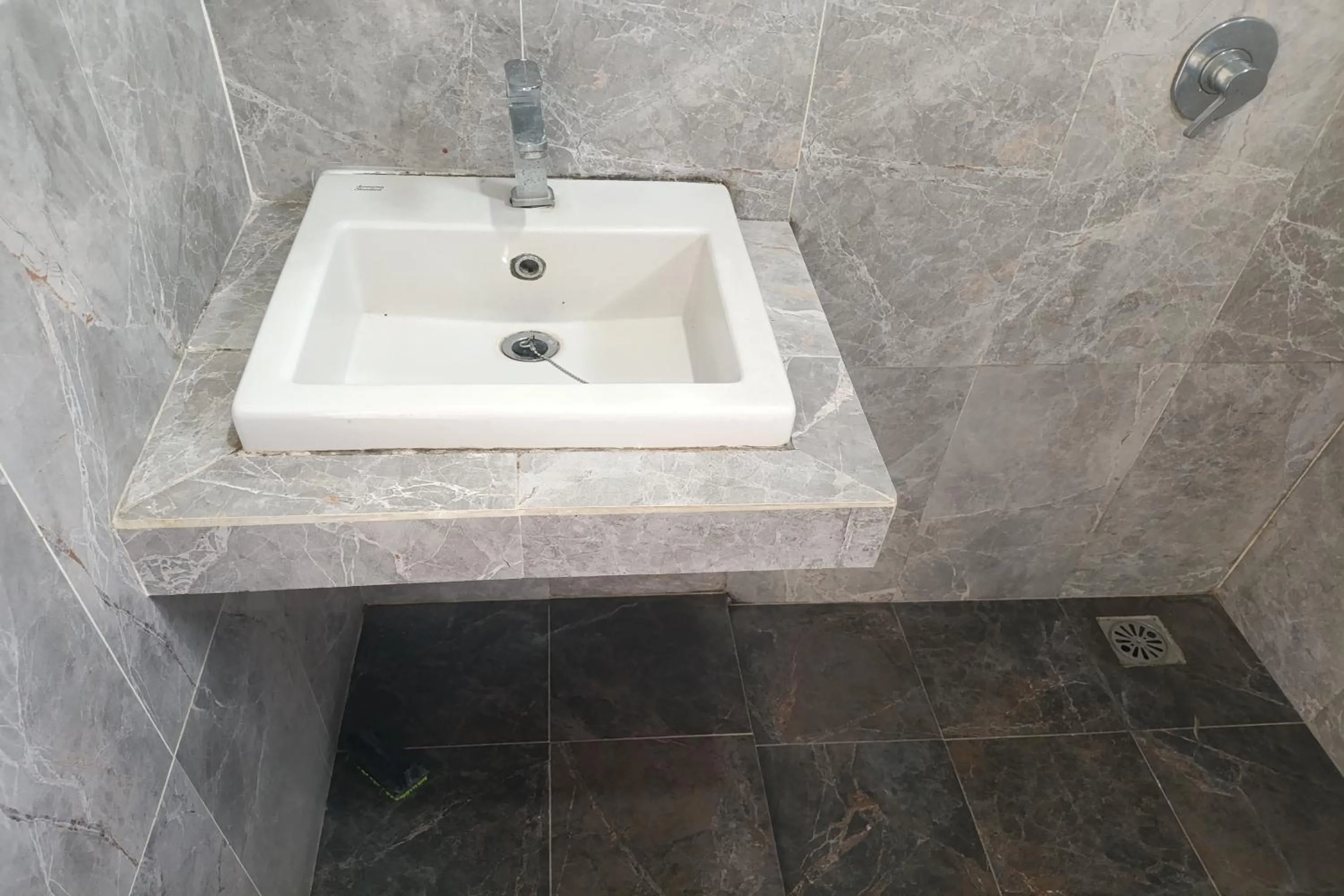 Bathroom in Mamifokobo Hotel & Glamping