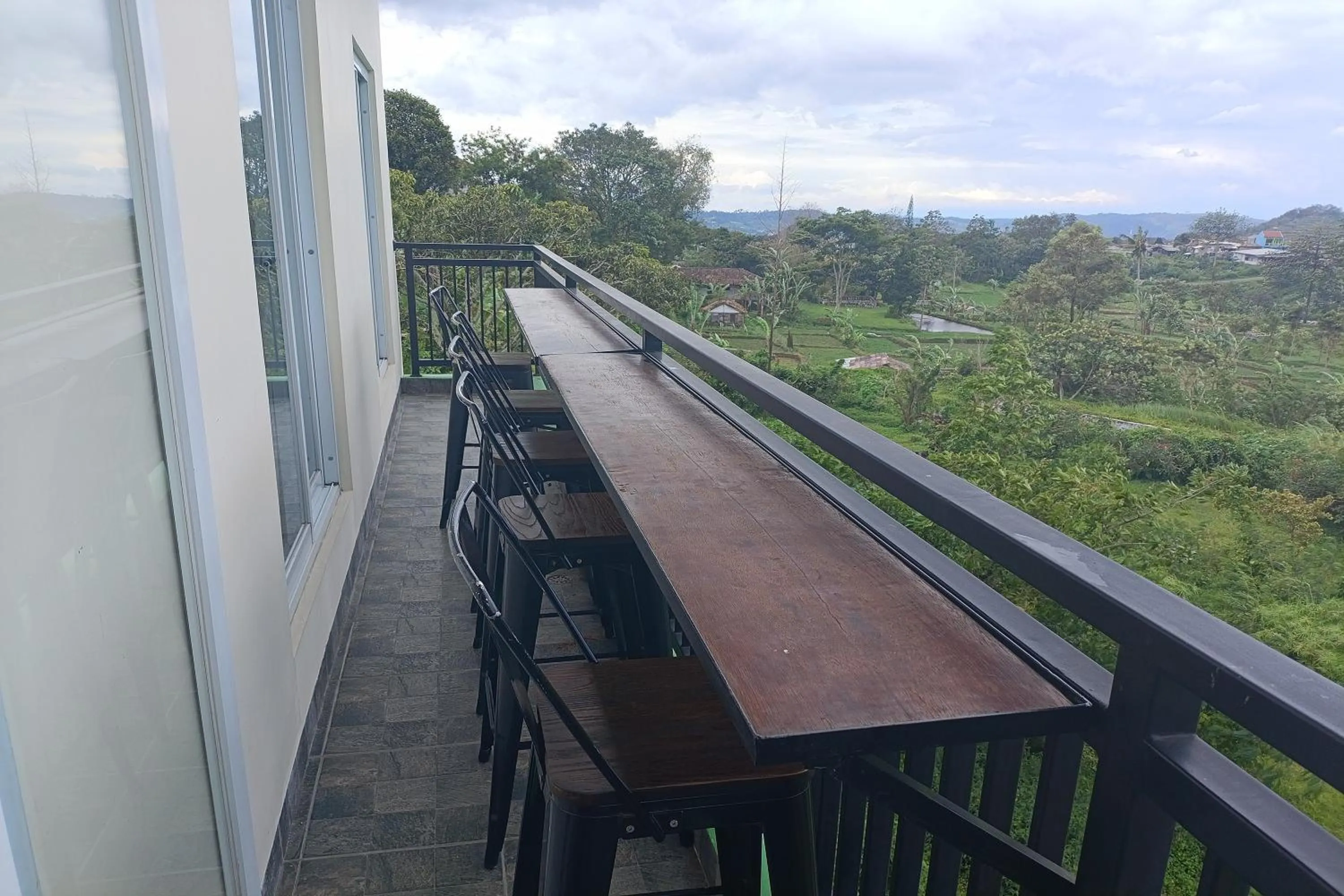 Natural landscape in Mamifokobo Hotel & Glamping