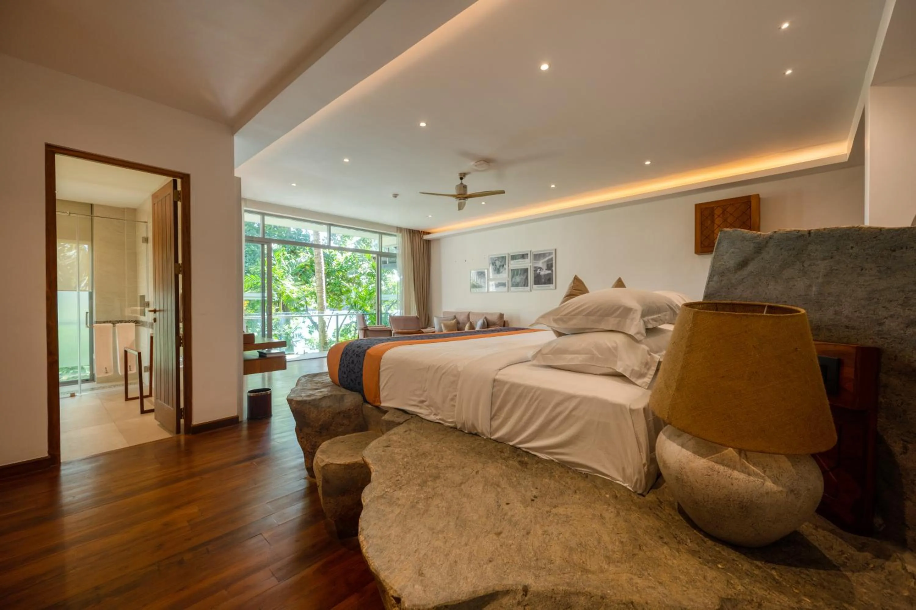 Bed in Beacon By The Bay Villas and Suites by the Clarks