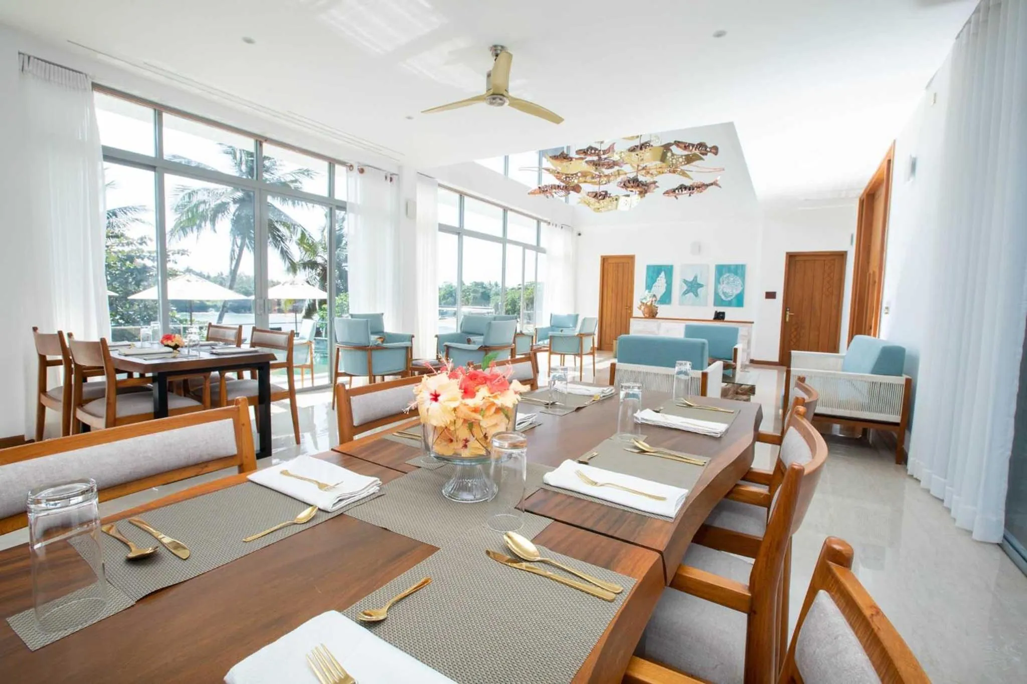 Restaurant/places to eat in Beacon By The Bay Villas and Suites by the Clarks