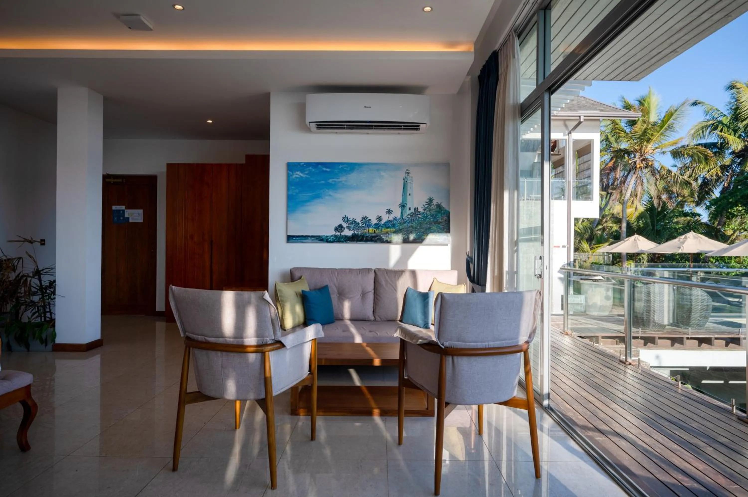 Living room in Beacon By The Bay Villas and Suites by the Clarks