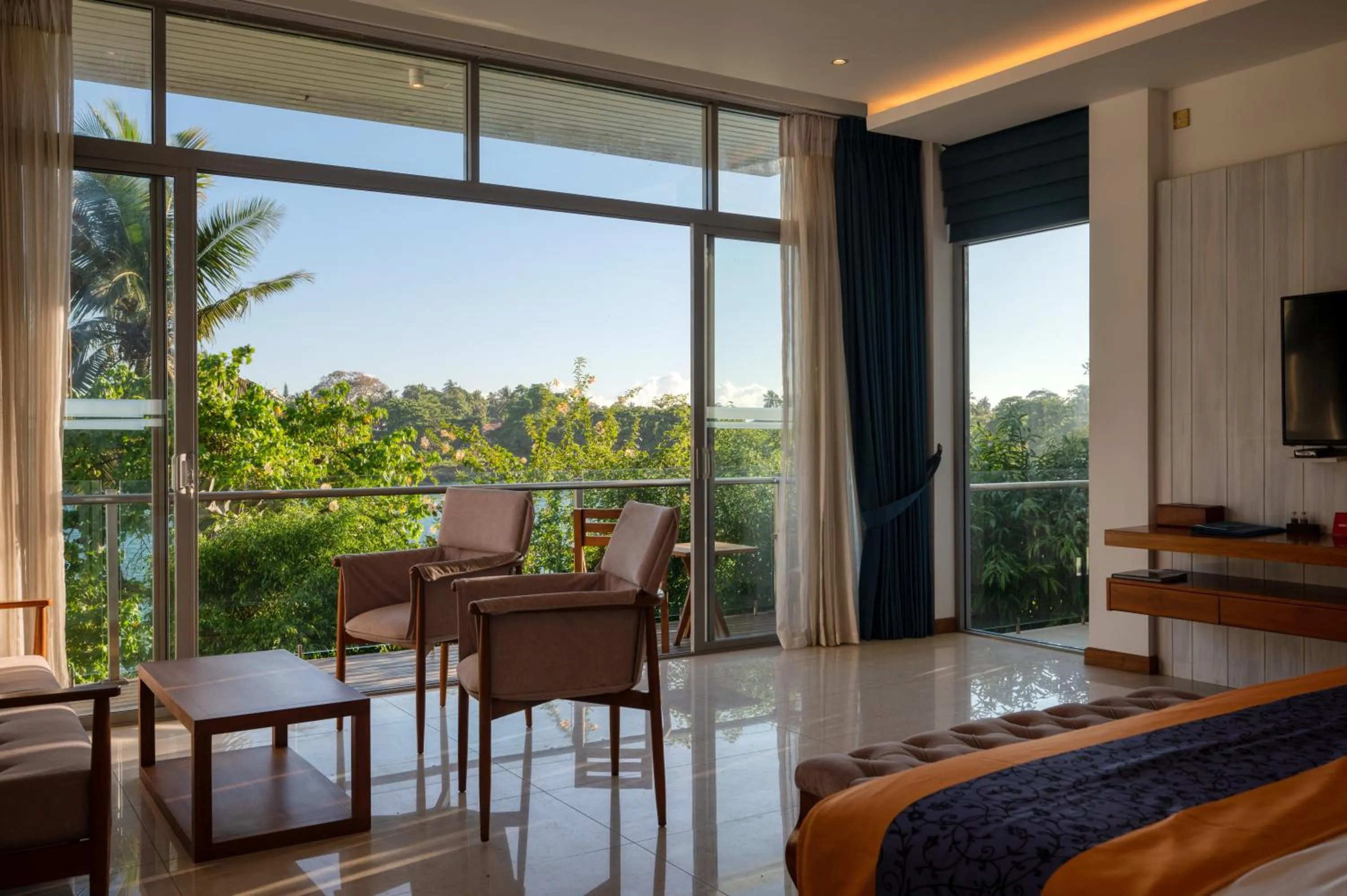 Balcony/Terrace in Beacon By The Bay Villas and Suites by the Clarks