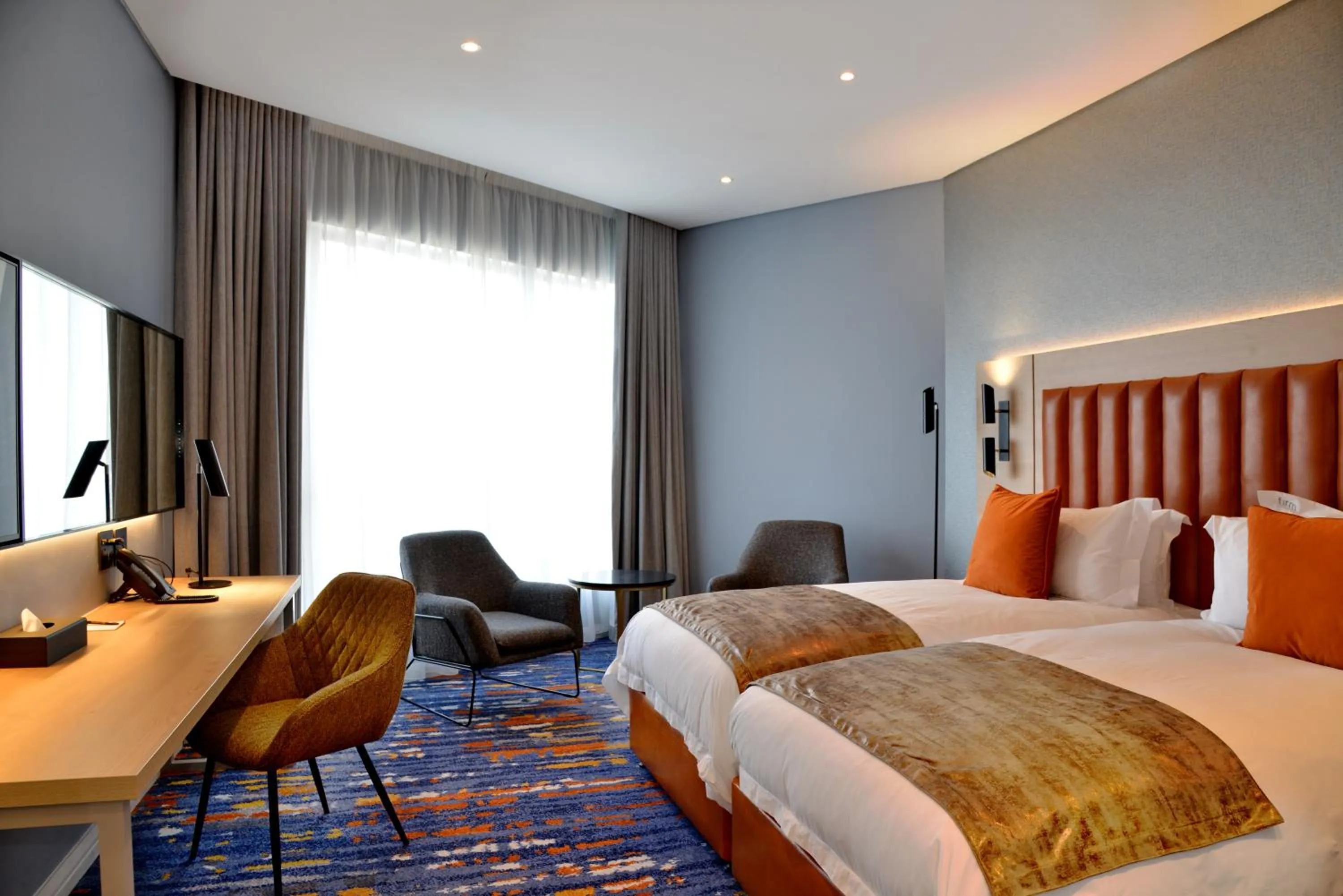 Bedroom, Bed in @Sandton Hotel