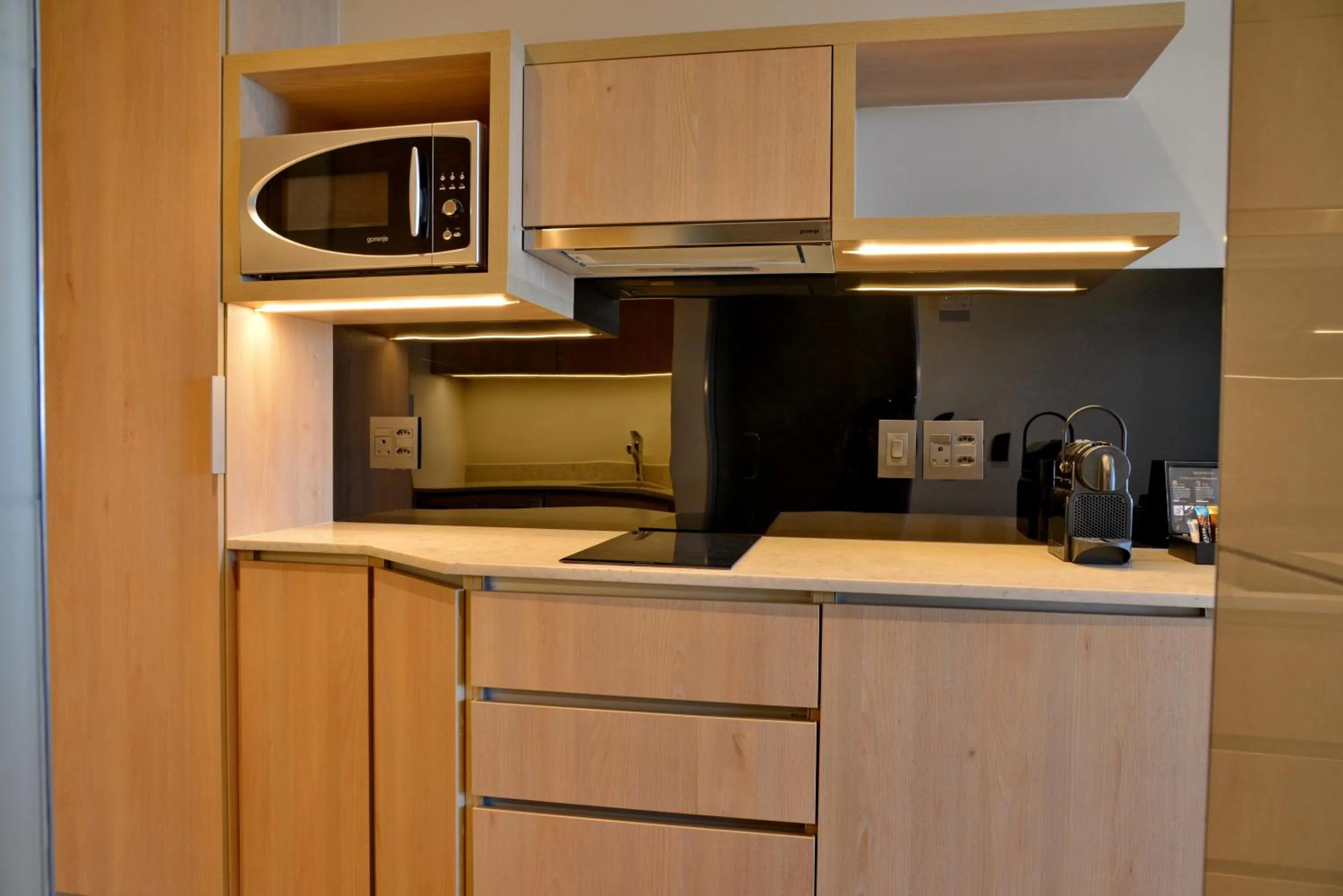 Kitchen or kitchenette in @Sandton Hotel