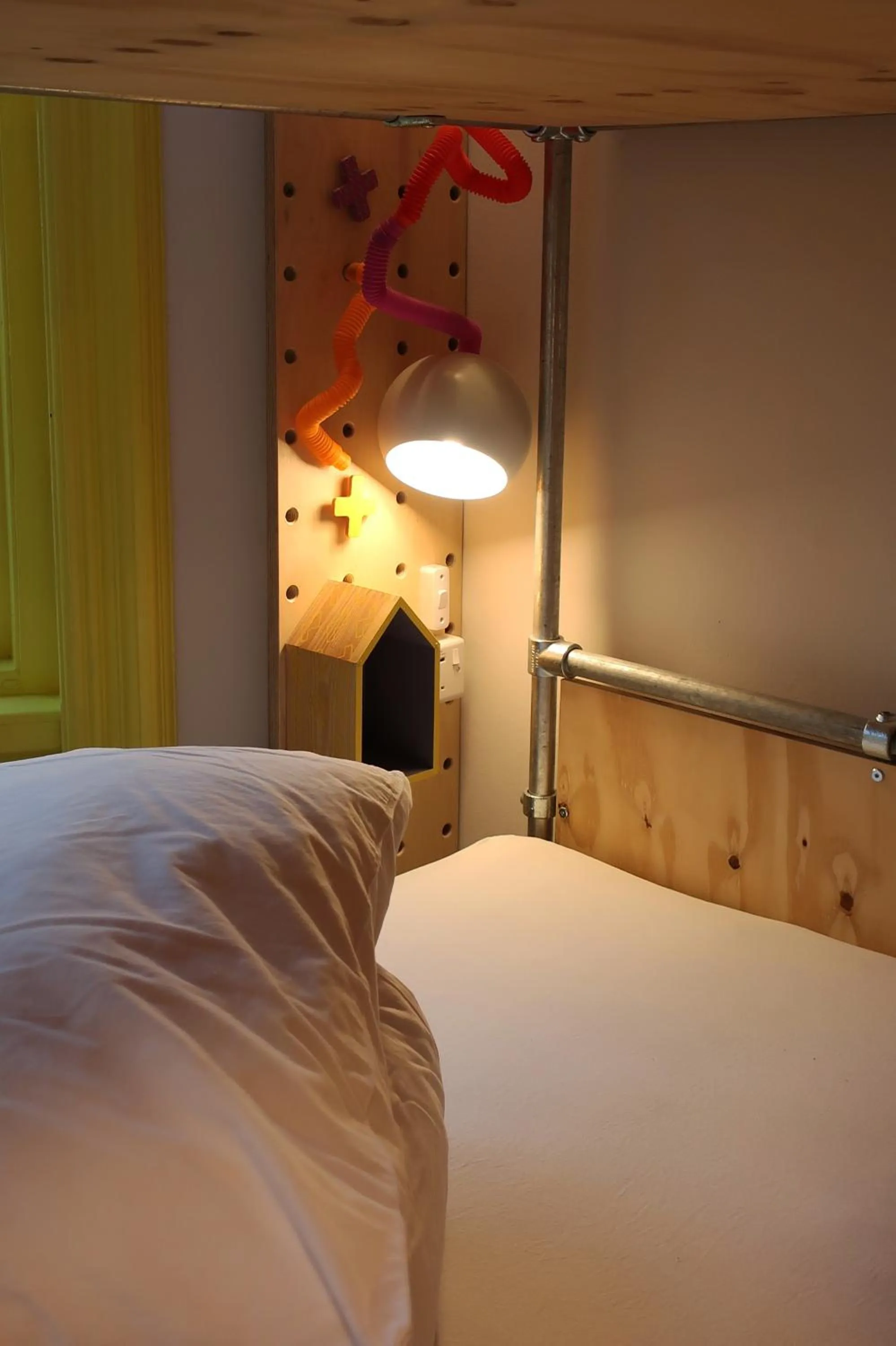 Decorative detail in Art Hostel