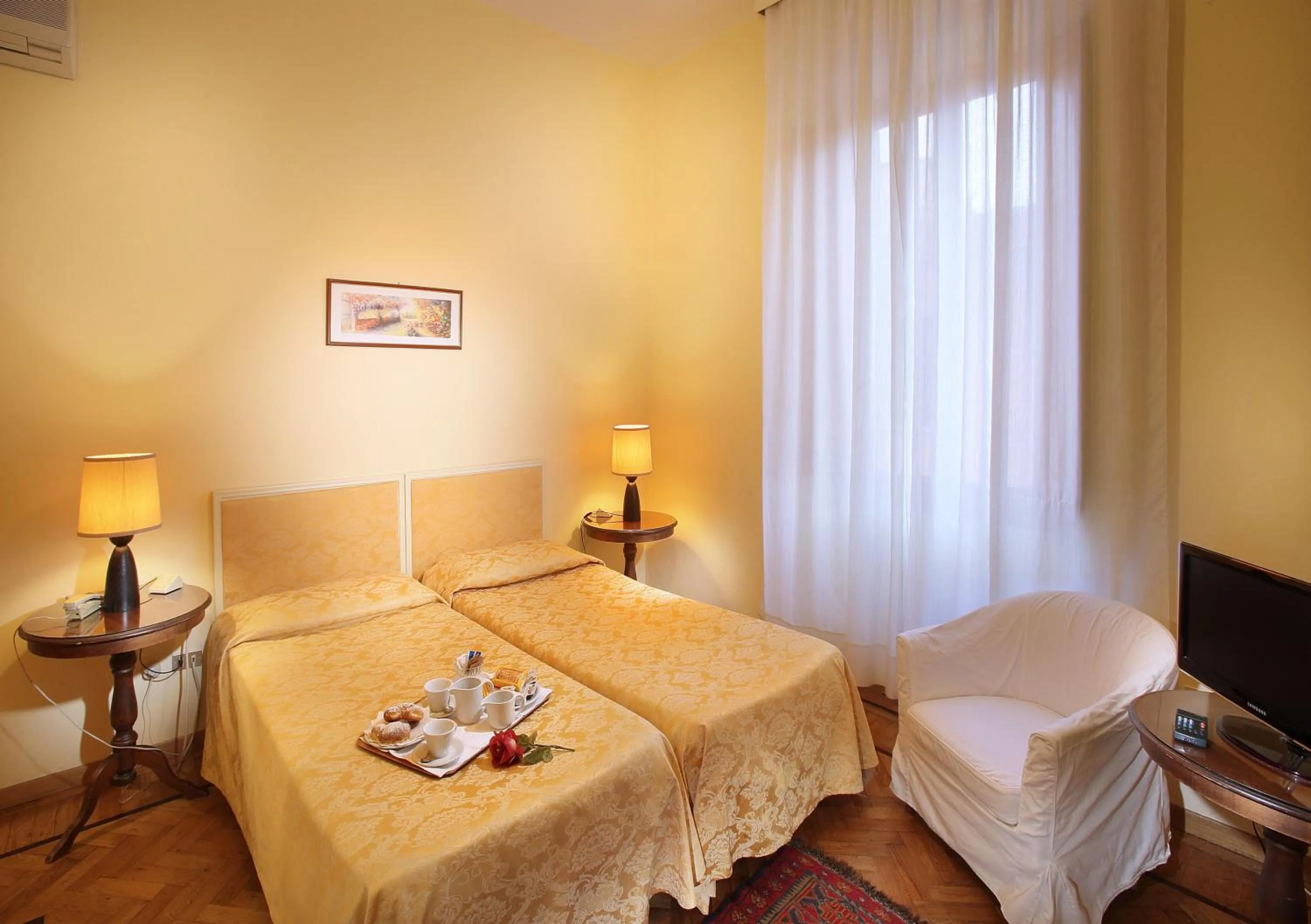 Bed in Hotel Internazionale