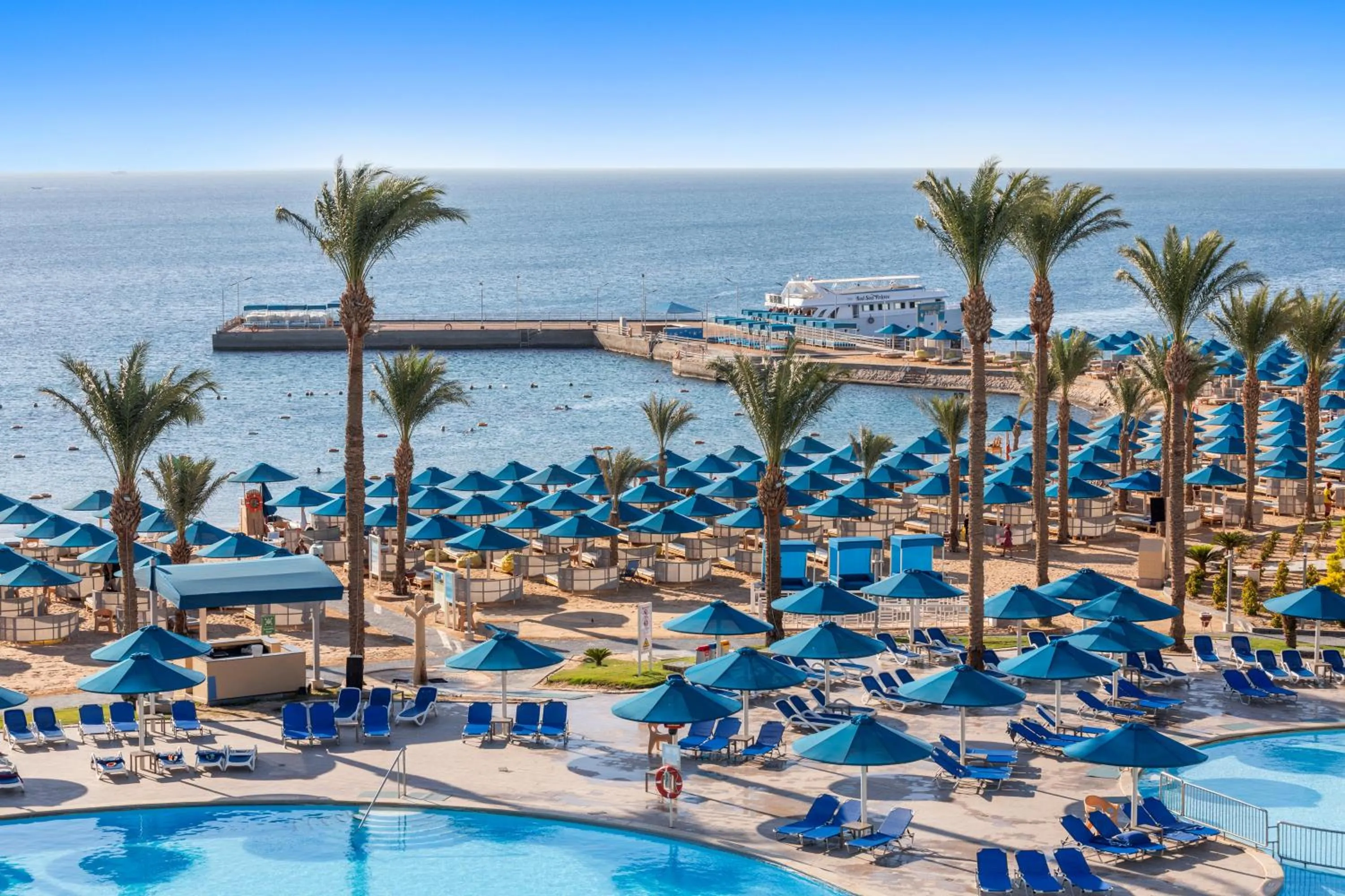 Day in Beach Albatros The Club - Aqua Park