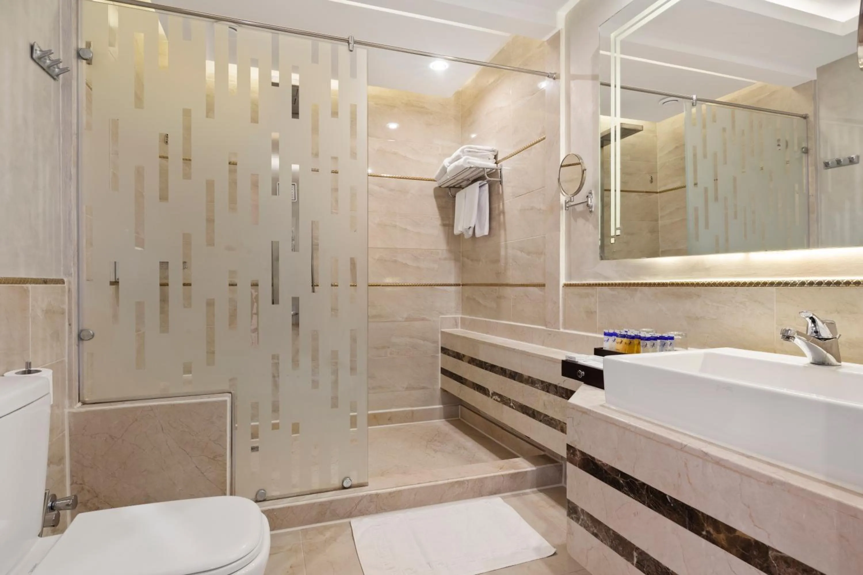 Bathroom in Beach Albatros The Club - Aqua Park