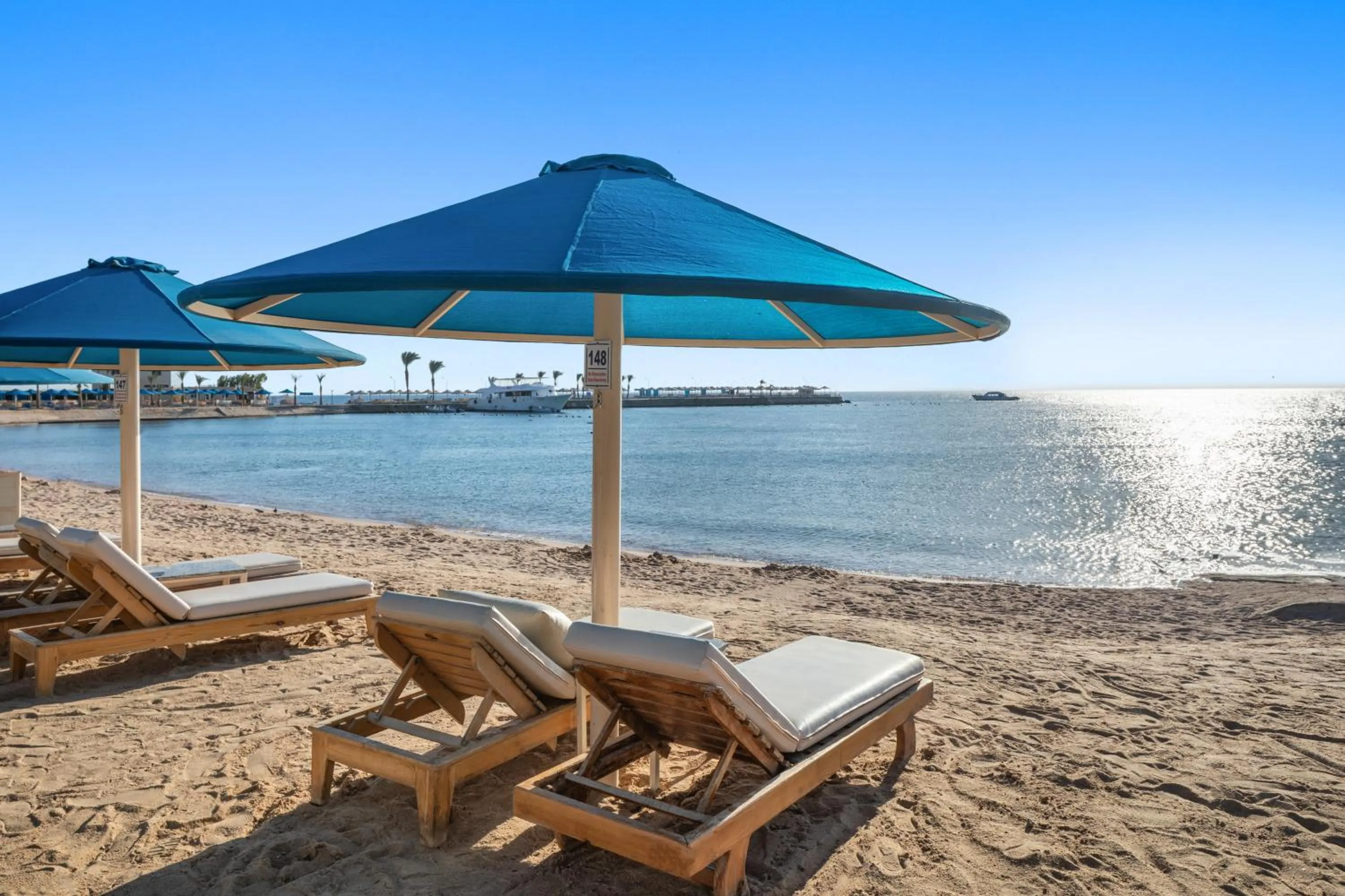 Day in Beach Albatros The Club - Aqua Park