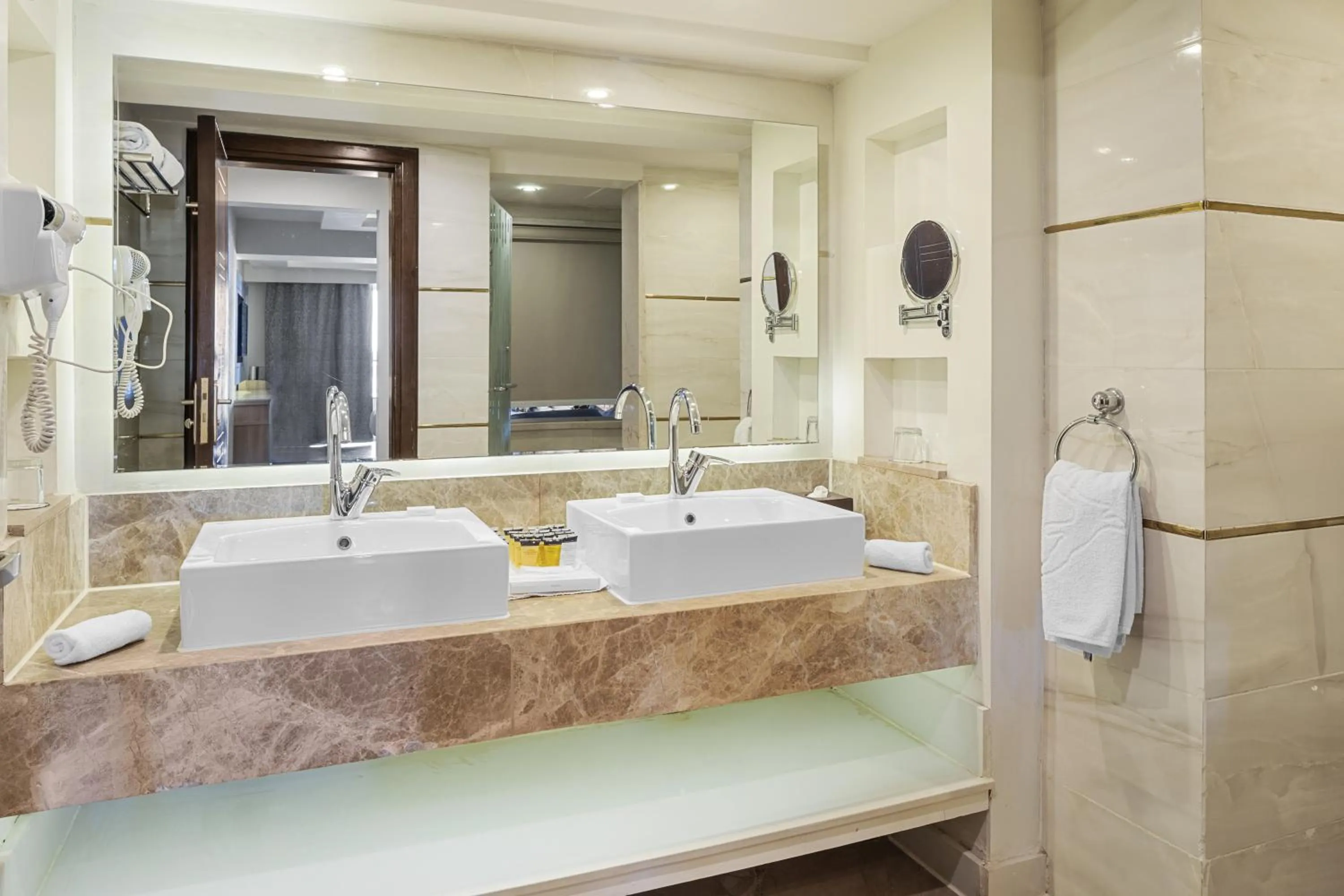 Bathroom in Beach Albatros The Club - Aqua Park