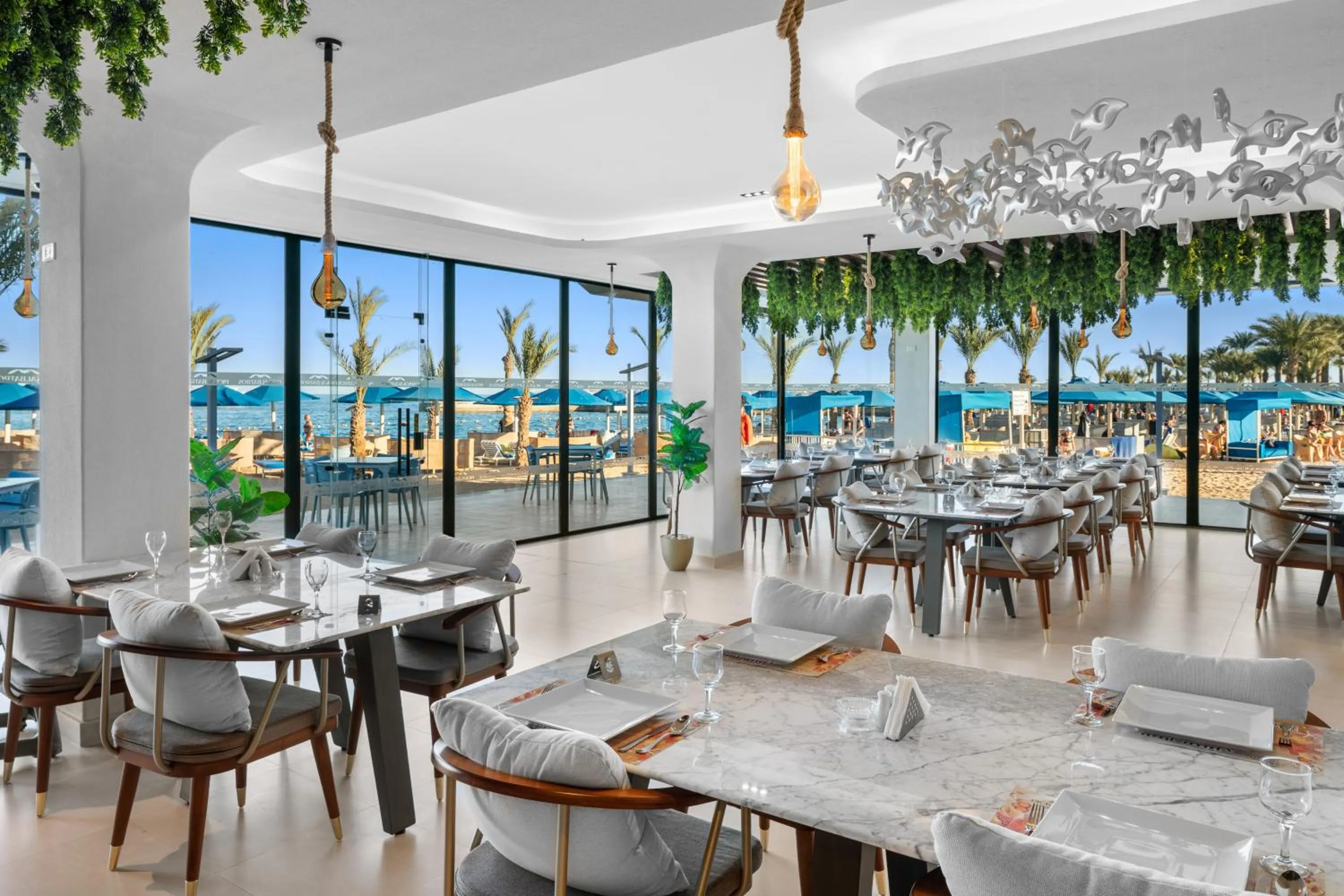 Restaurant/places to eat in Beach Albatros The Club - Aqua Park