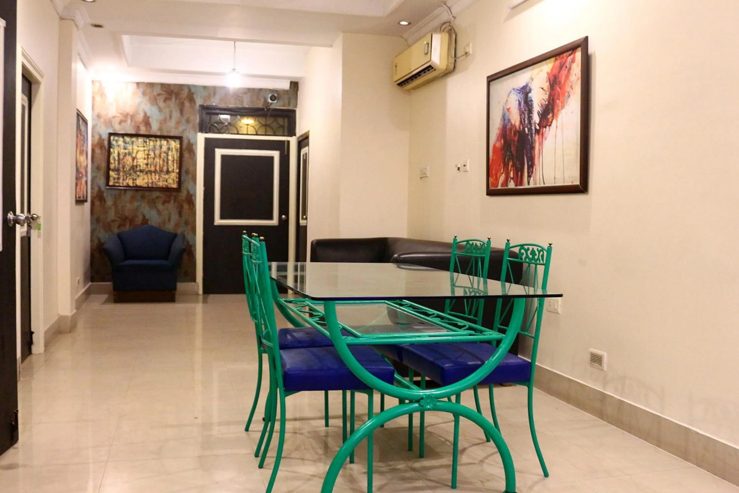 Living room in Crossroads