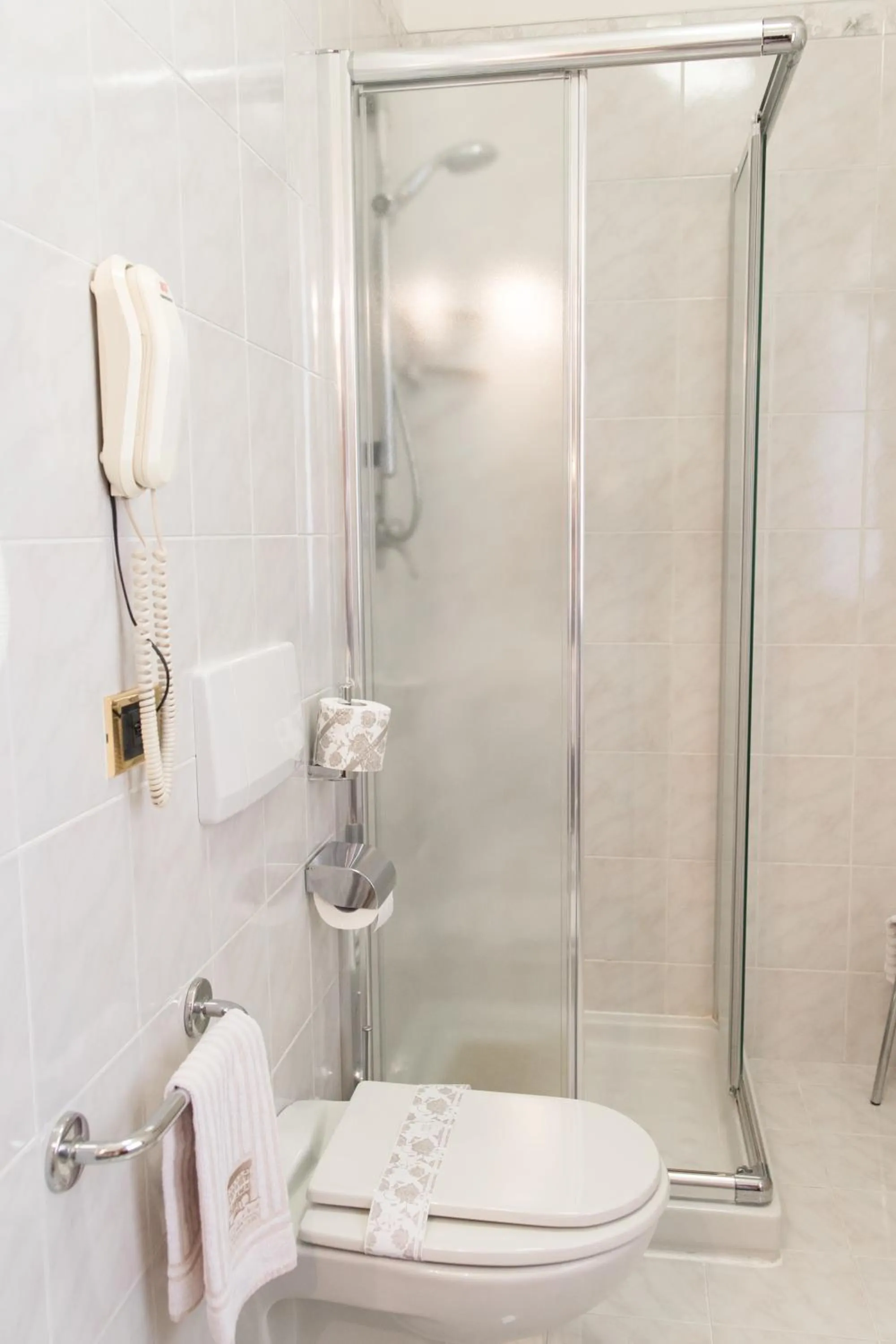 Bathroom in Phi Hotel Dei Medaglioni