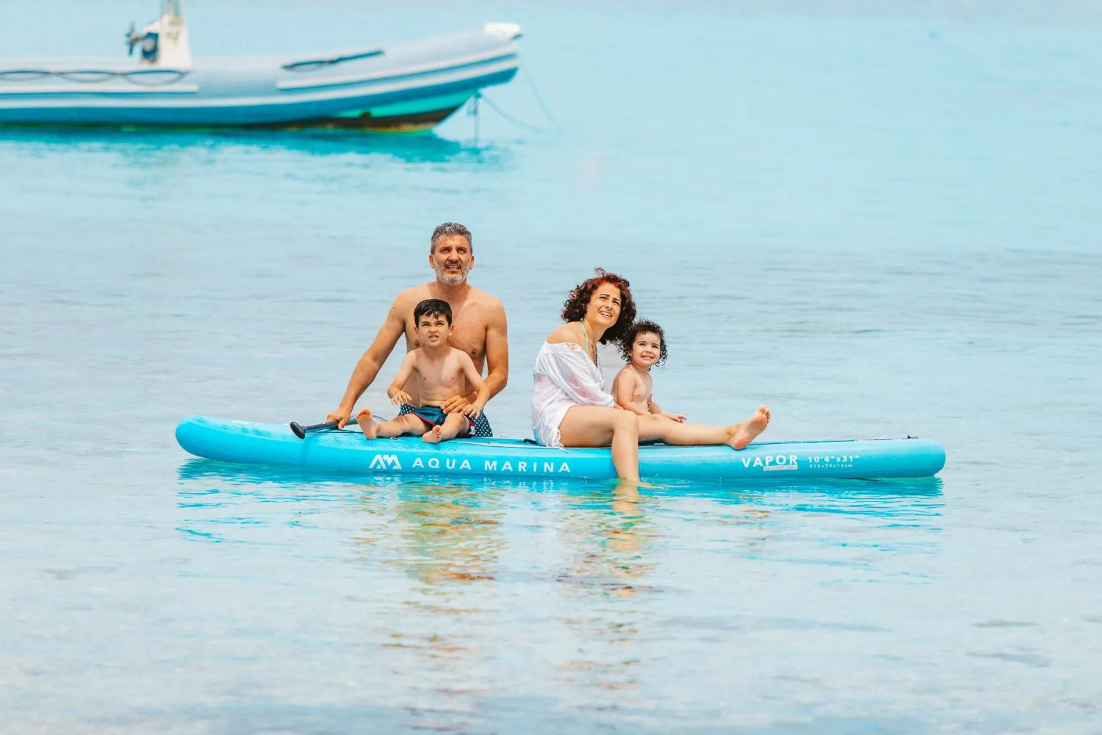 People in UNAHOTELS Club Hotel Ancora