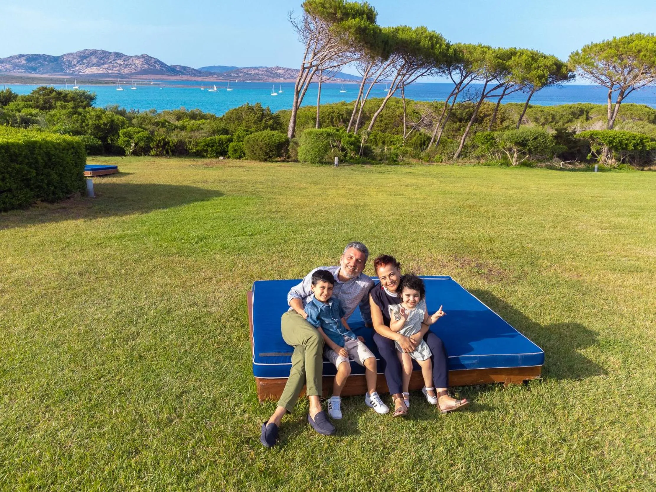 People in UNAHOTELS Club Hotel Ancora