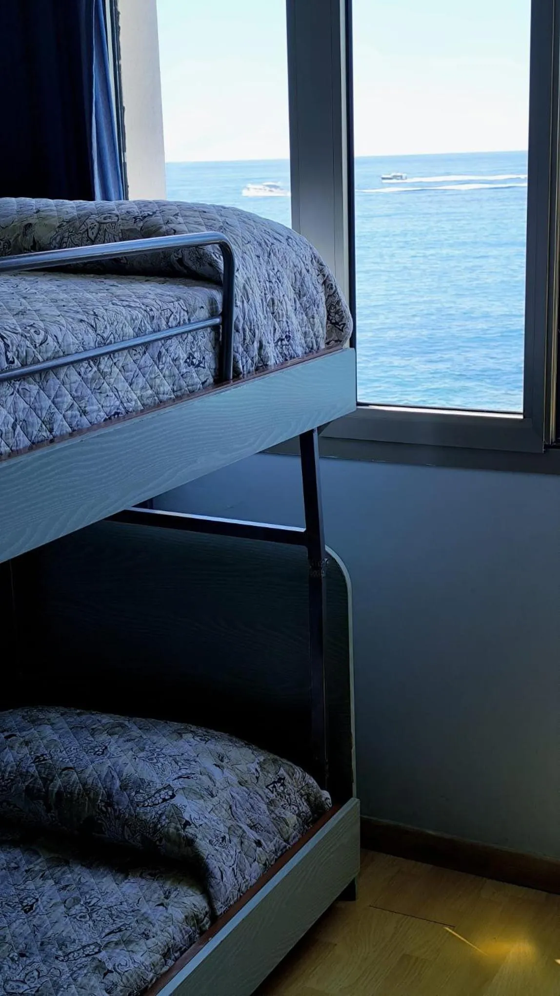 bunk bed in Hotel La Perla Del Capo