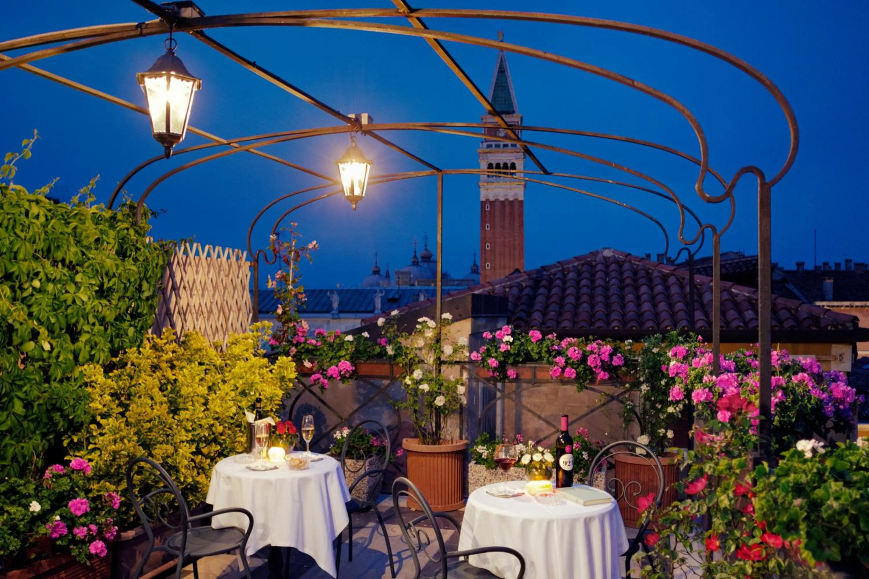 Balcony/Terrace in Hotel Firenze