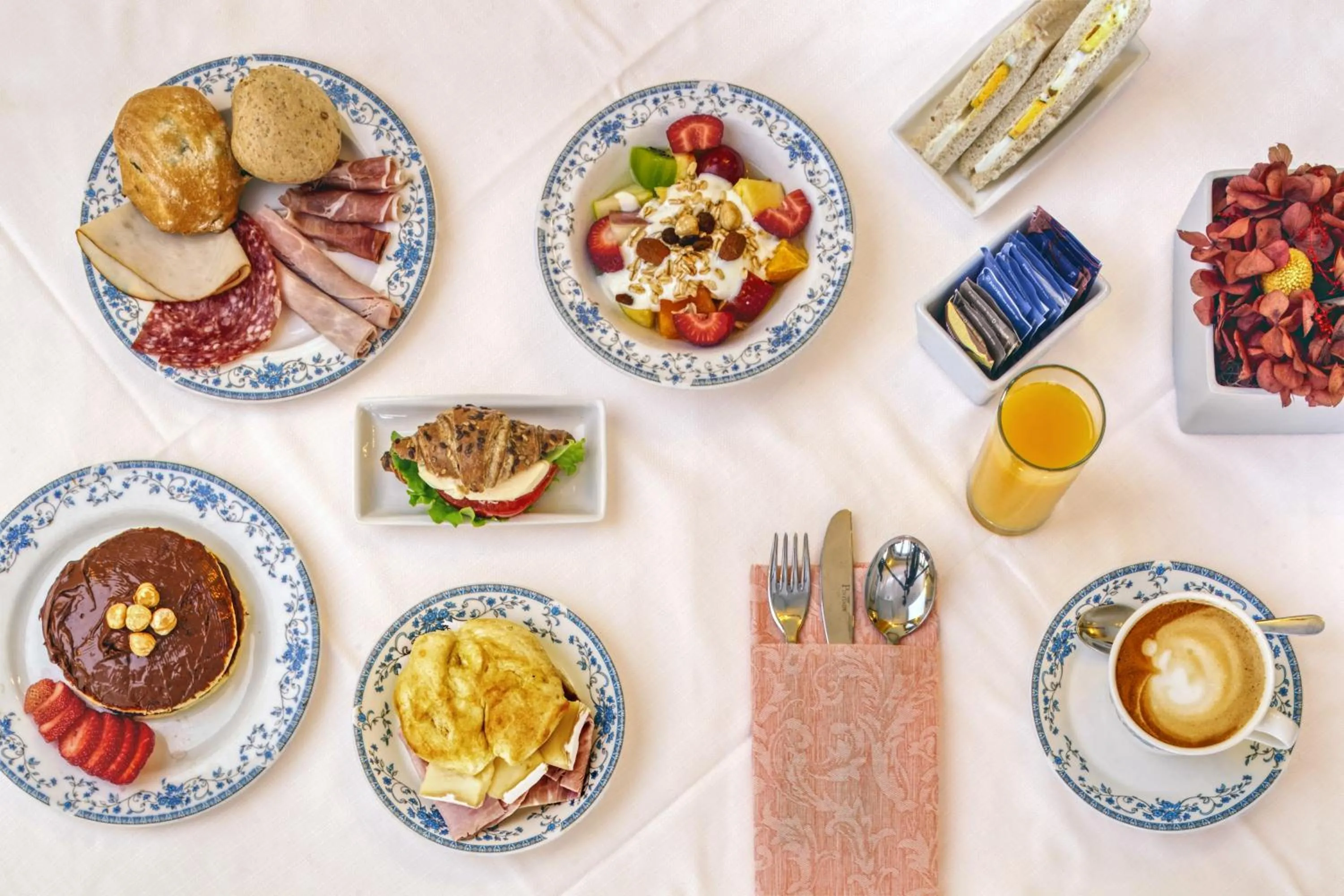 Breakfast in Hotel Firenze