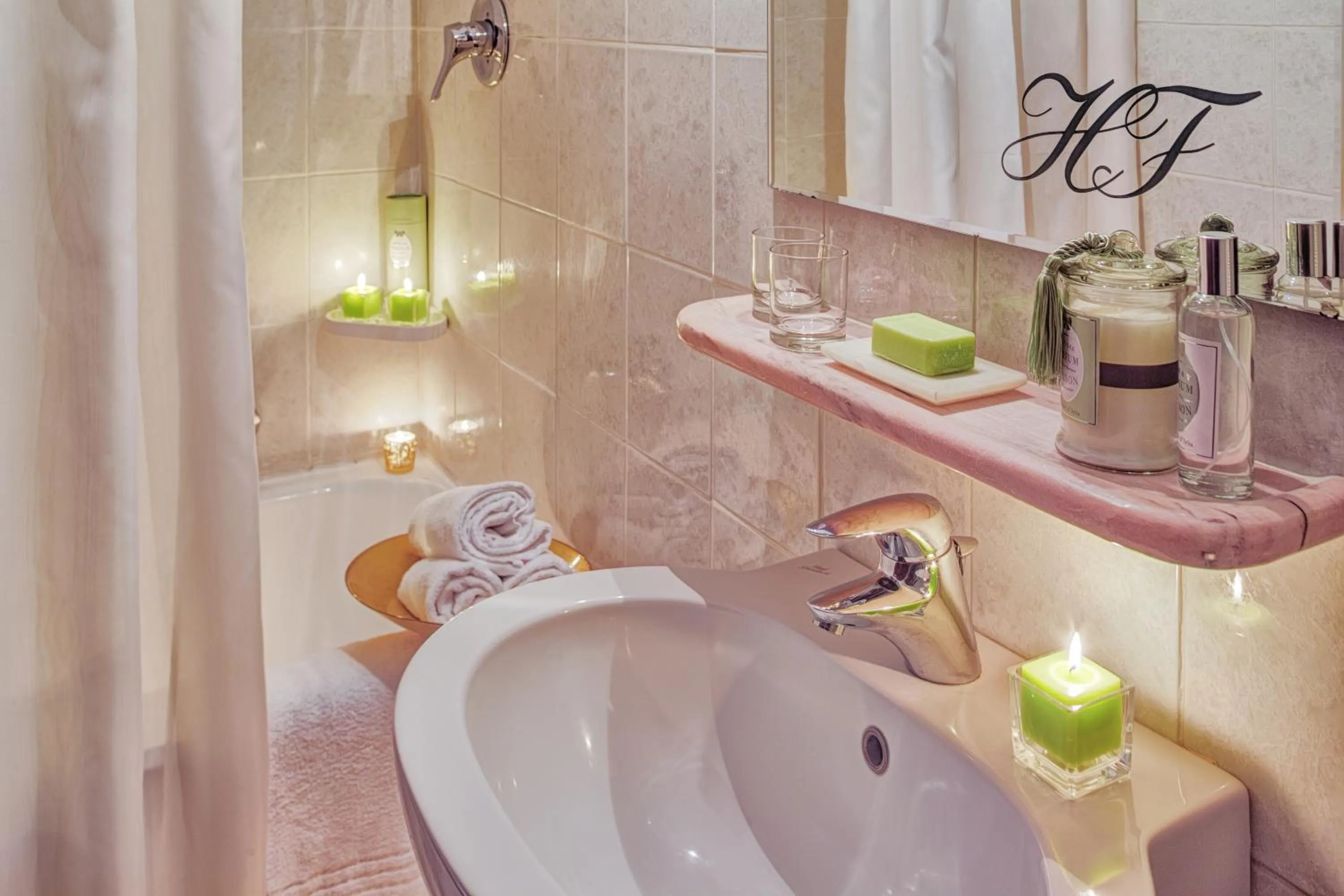 Bathroom in Hotel Firenze