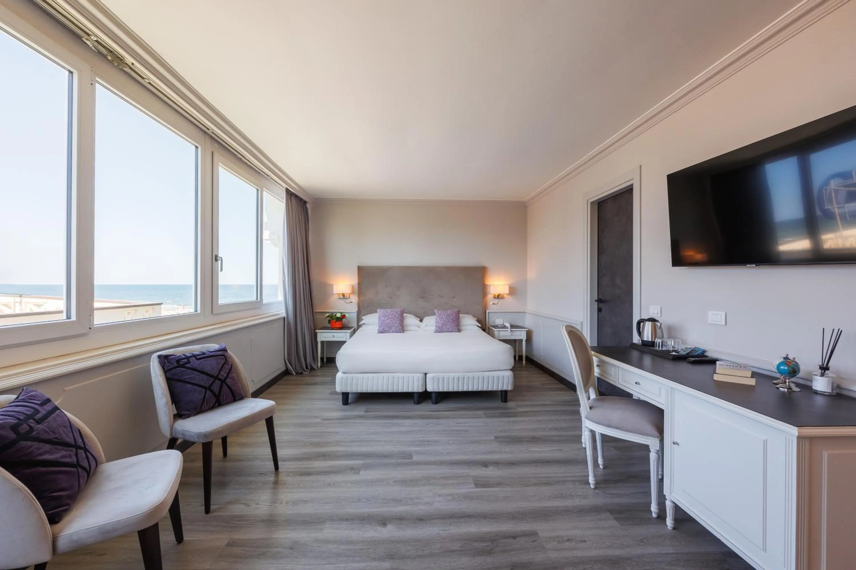 Bedroom, Bed in Parco dei Principi Boutique Hotel