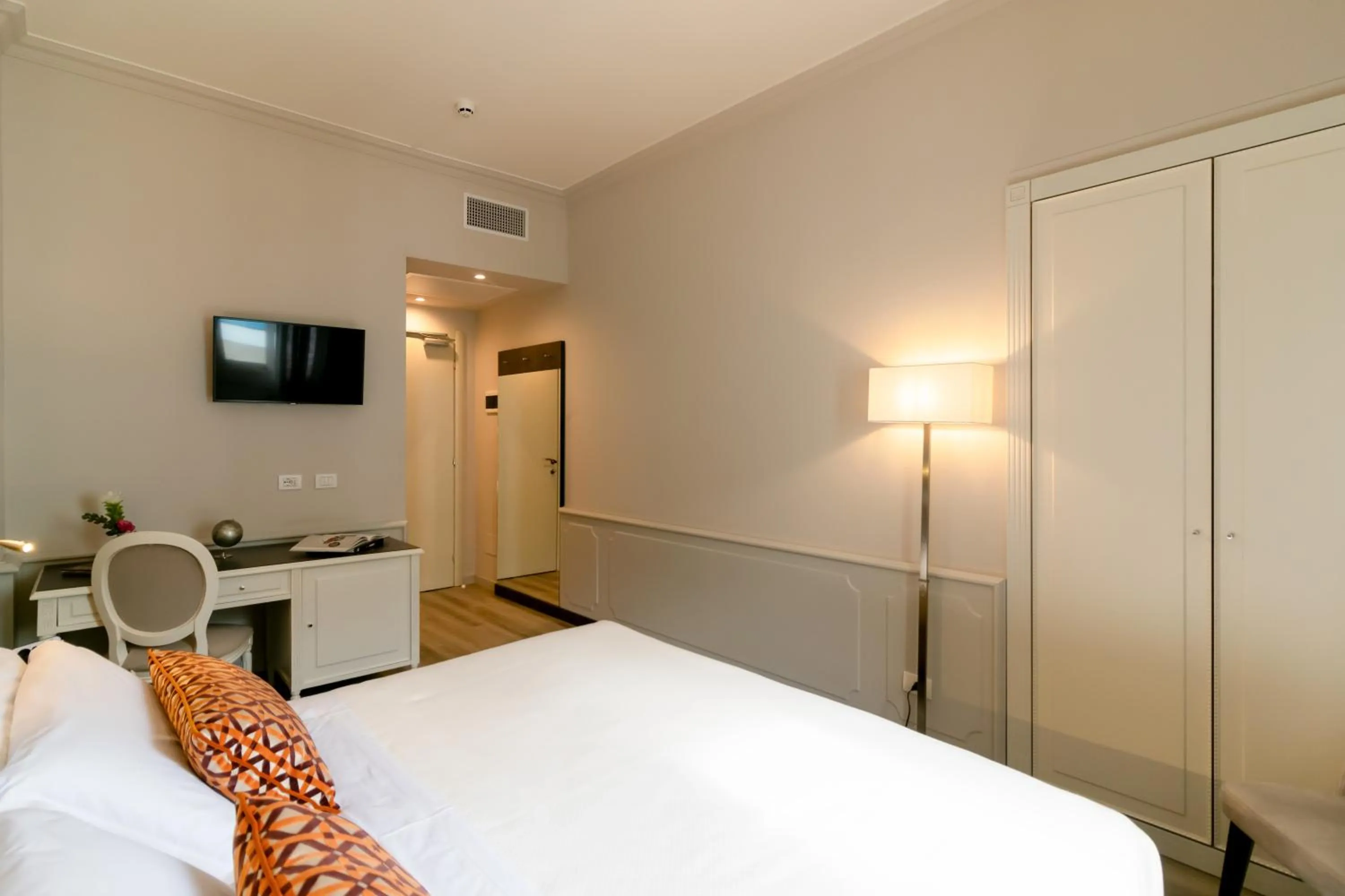 Bedroom, Bed in Parco dei Principi Boutique Hotel