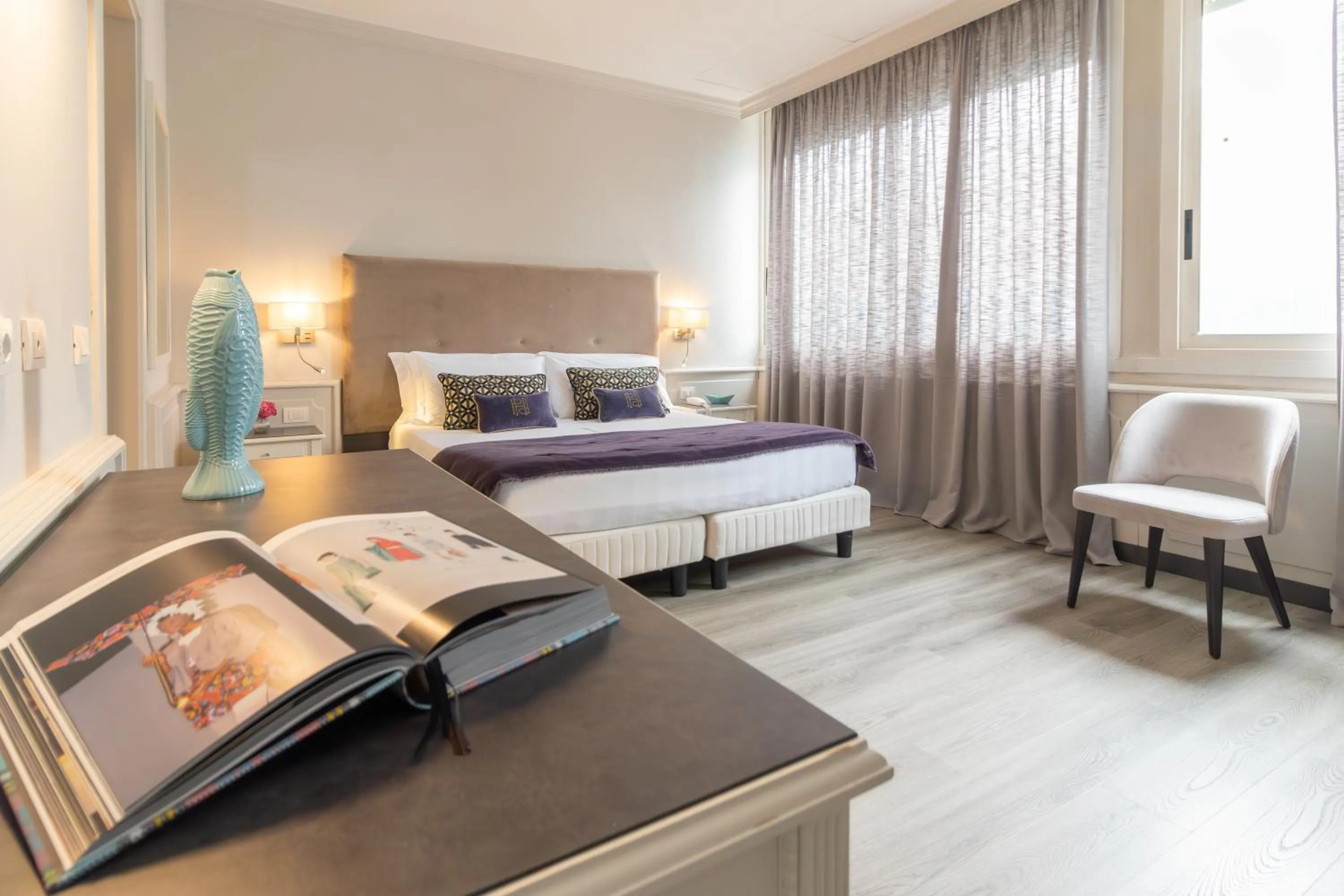 Photo of the whole room, Bed in Parco dei Principi Boutique Hotel